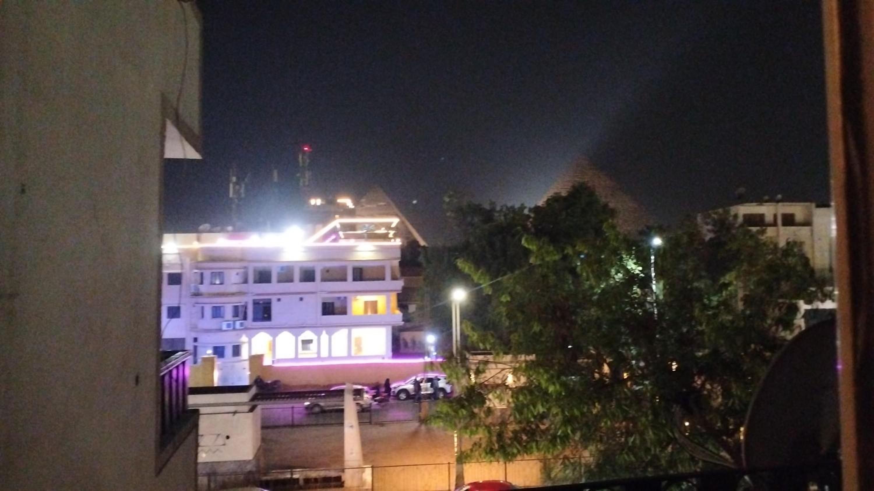 Pyramids View R Z Hotel