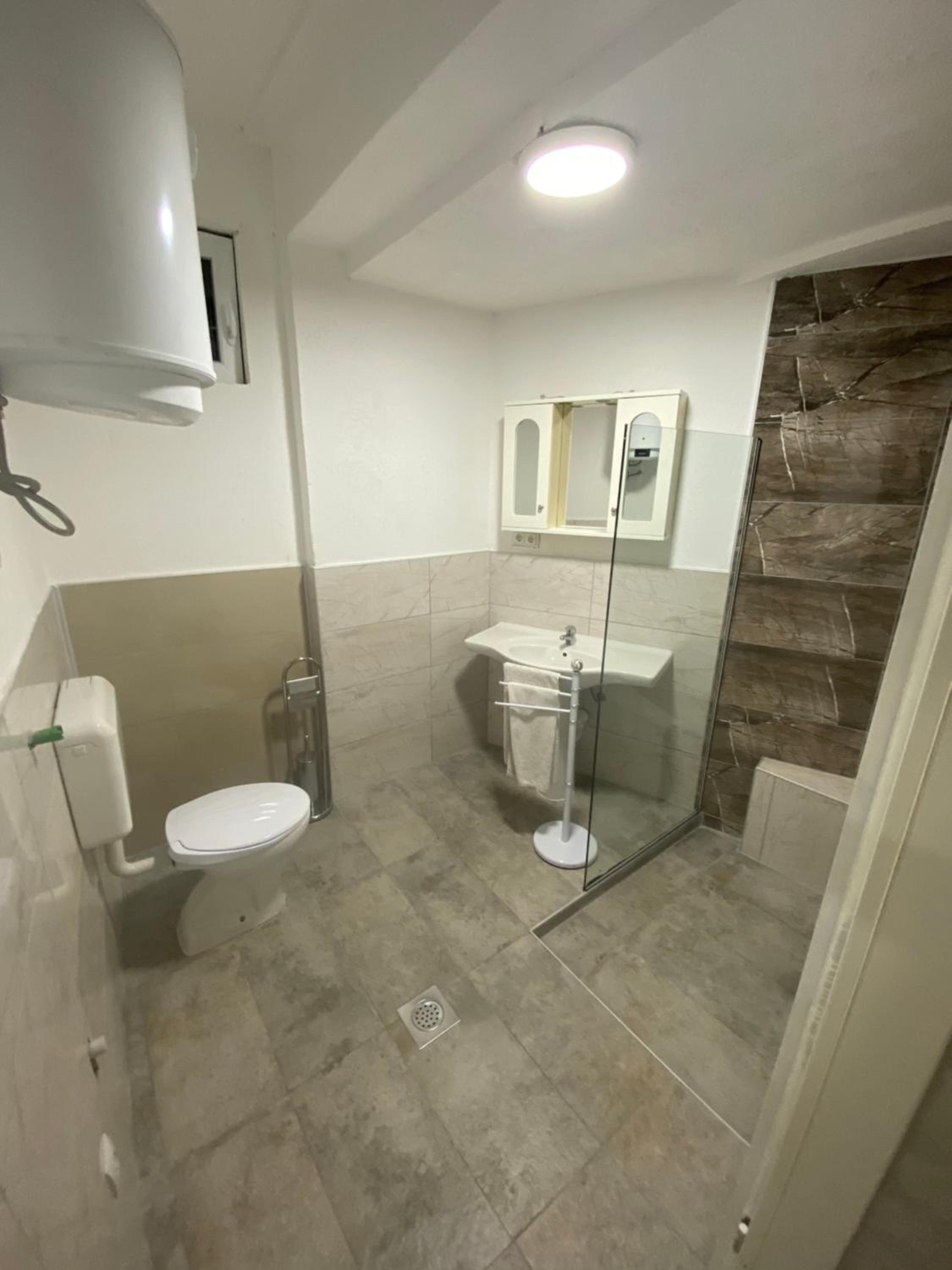 Apartman Adrian