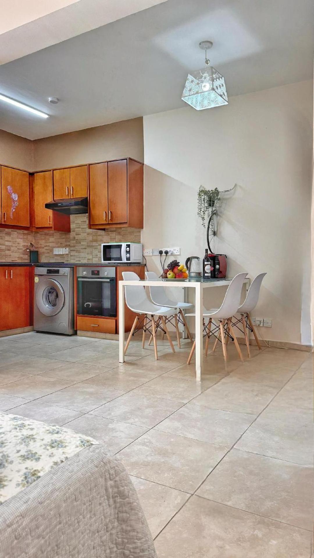 Beautifu Studio near Beach
