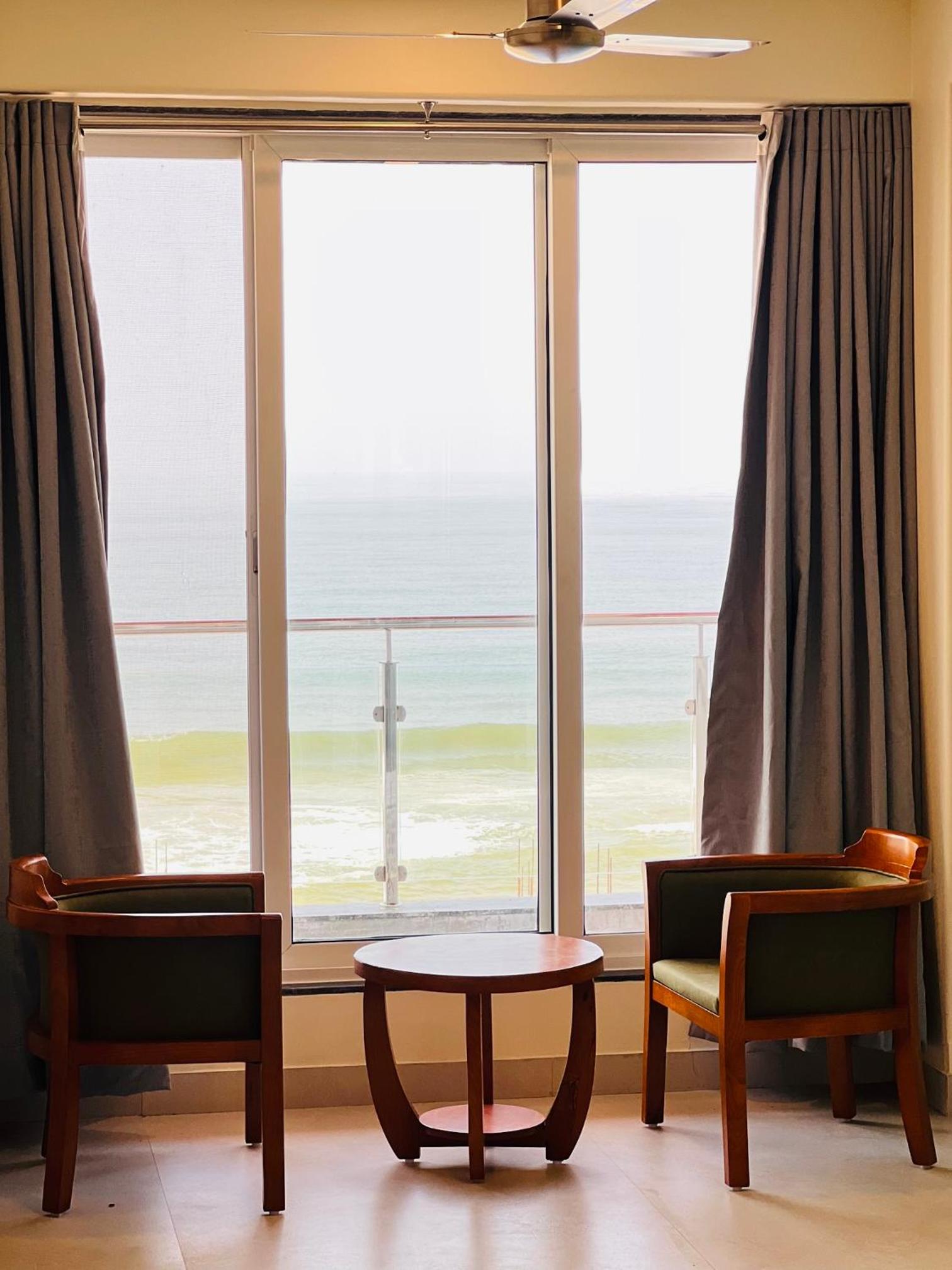 Silver waves beach stay view 3