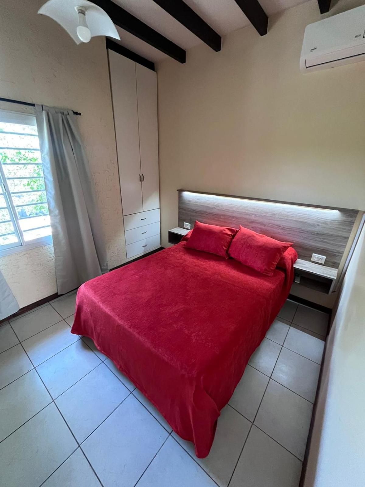 Hudson's Aparments I