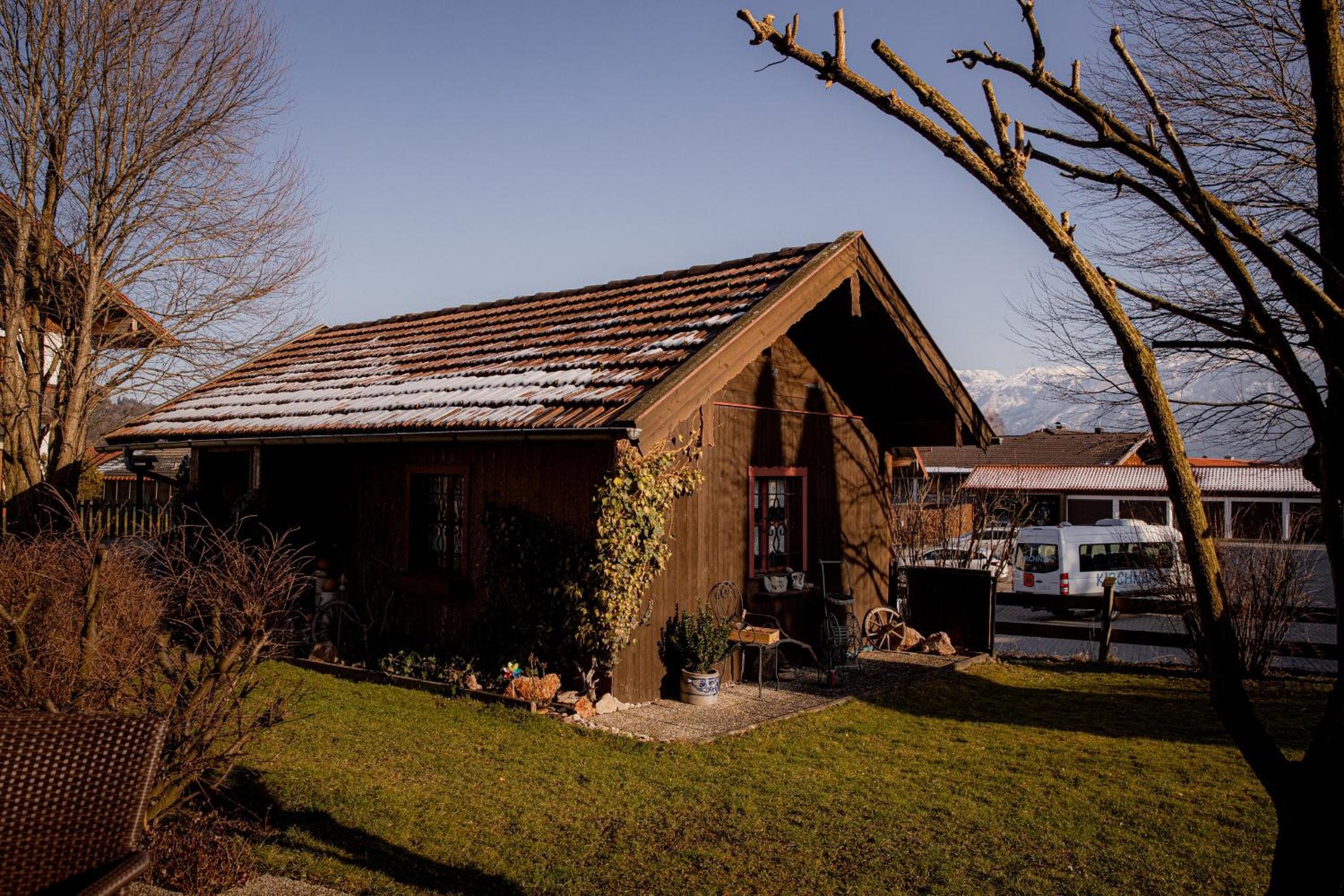 Yello Homes - Gemütliche und luxuriöse Wohnung - mit Sauna, Garten, und Heimkino für 6 Personen