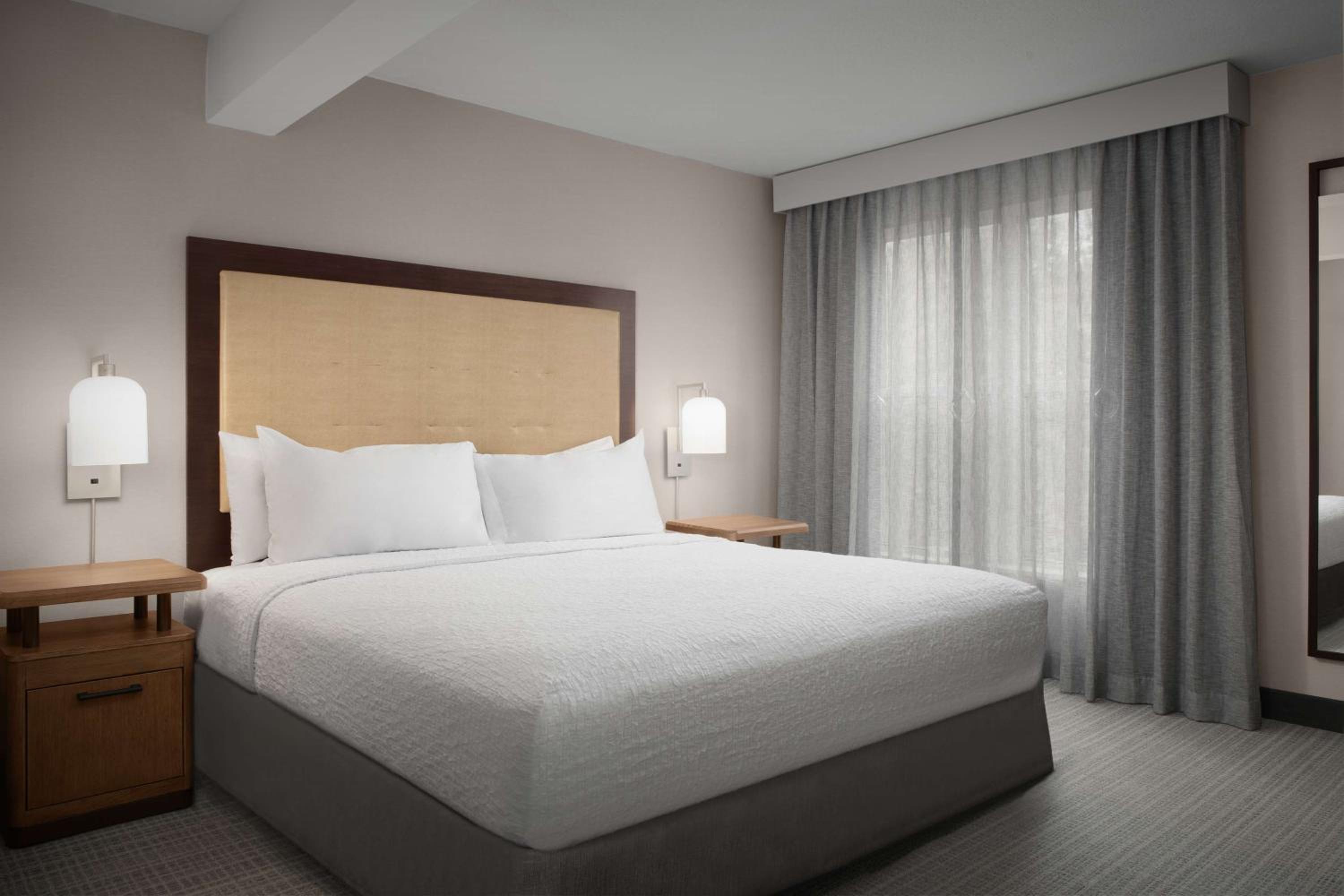 Homewood Suites by Hilton Alexandria - Property Image 44