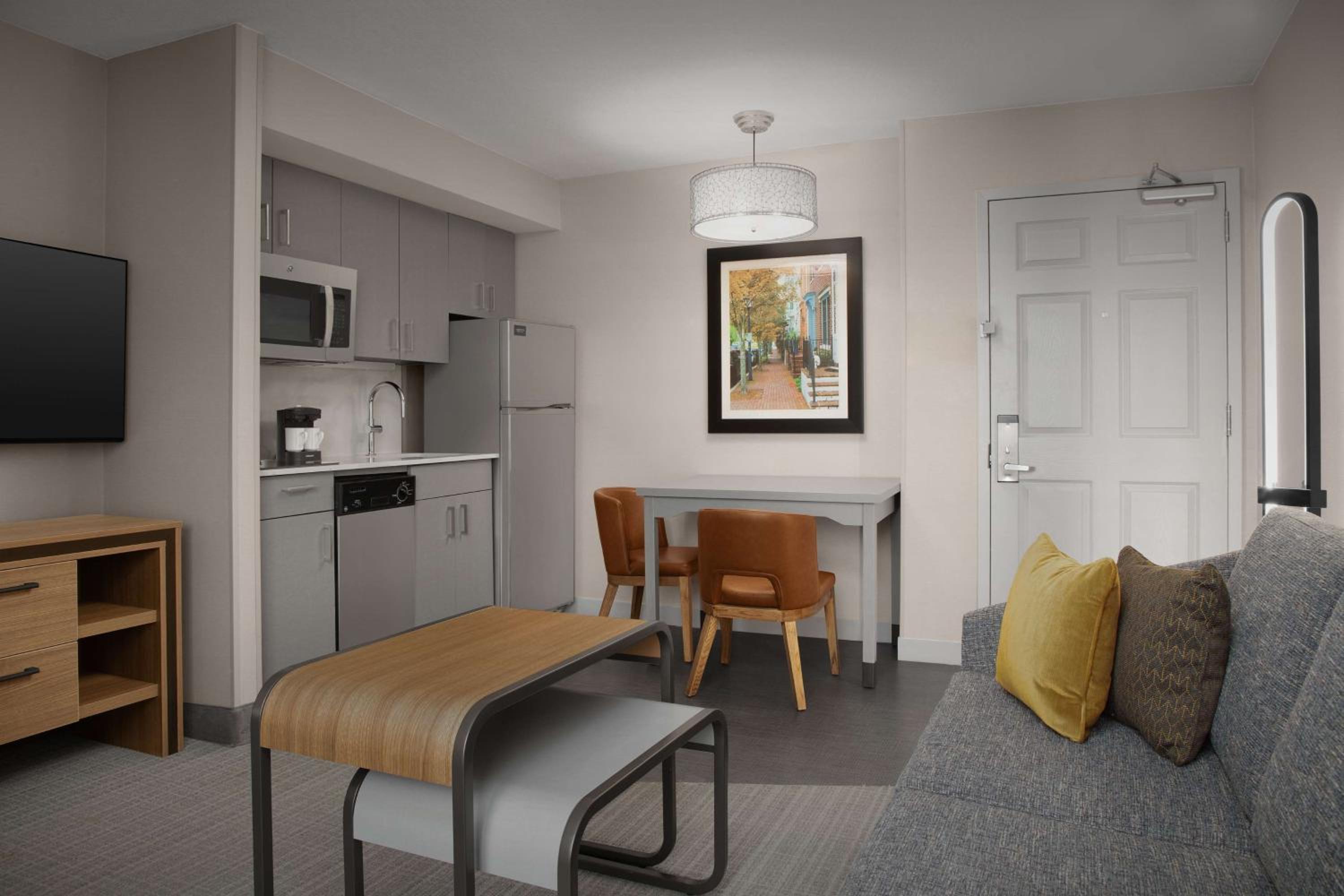 Homewood Suites by Hilton Alexandria - Property Image 40