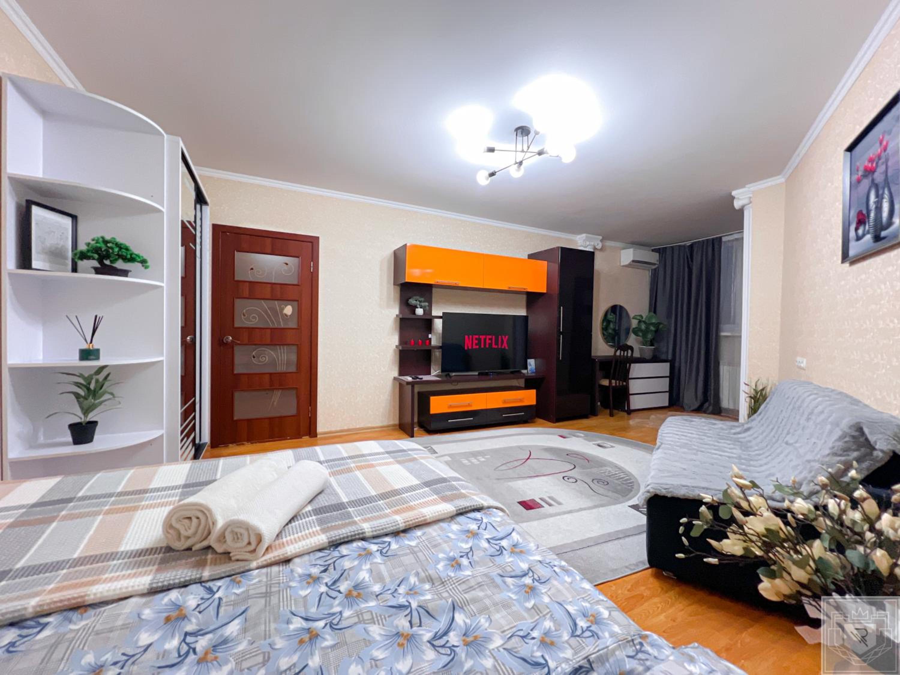 RentHouse Apartments Metropolis