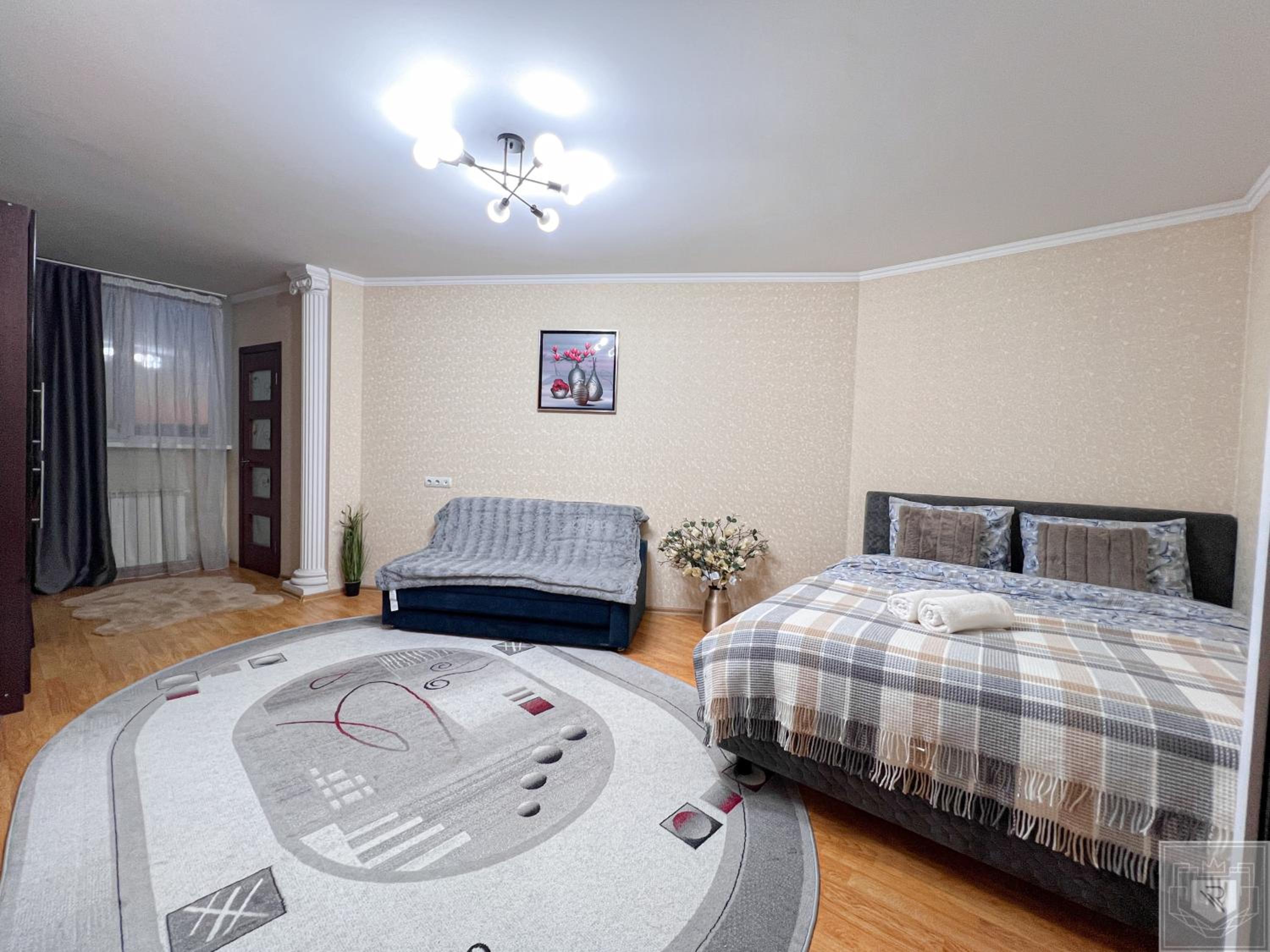 RentHouse Apartments Metropolis