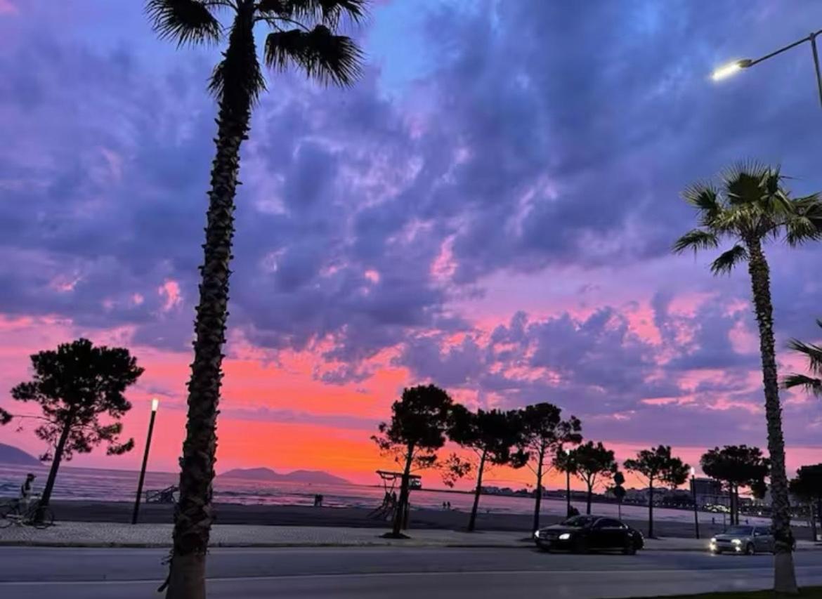 Seaside stay-Private parking-Prime location