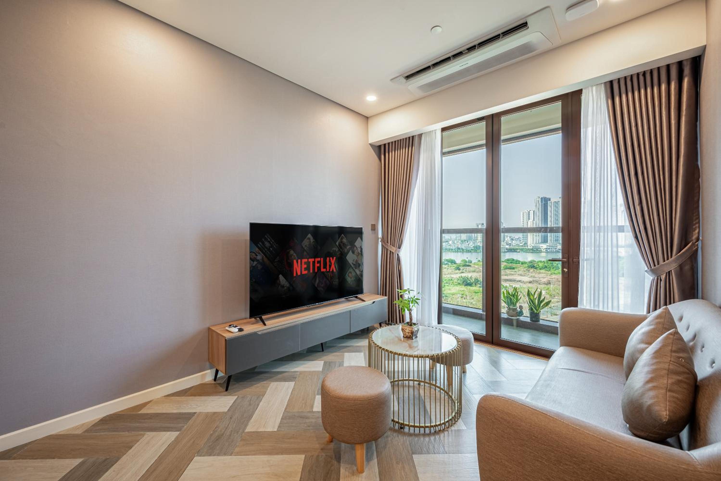 Saigon The Metropole - Residences Complex - By Svillage 