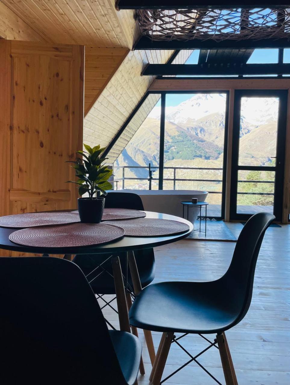 Mountain Waltz by Elia Glamping