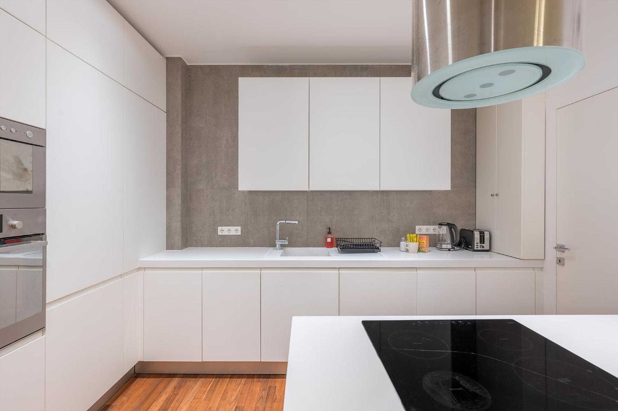 Unique Central Apartment in Budapest by Cavaland view 4
