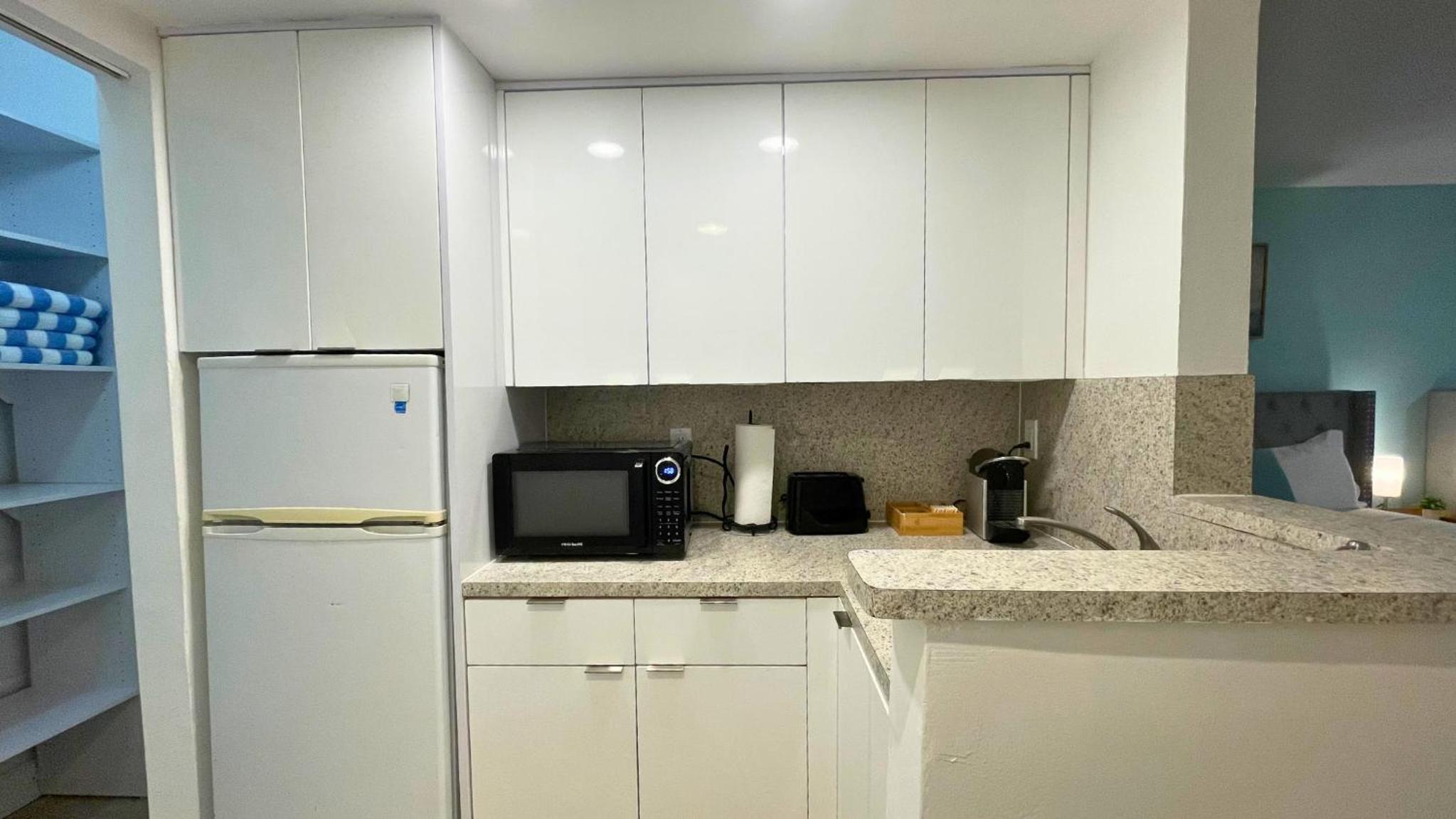 SeaStays-Miami Beach Apartments