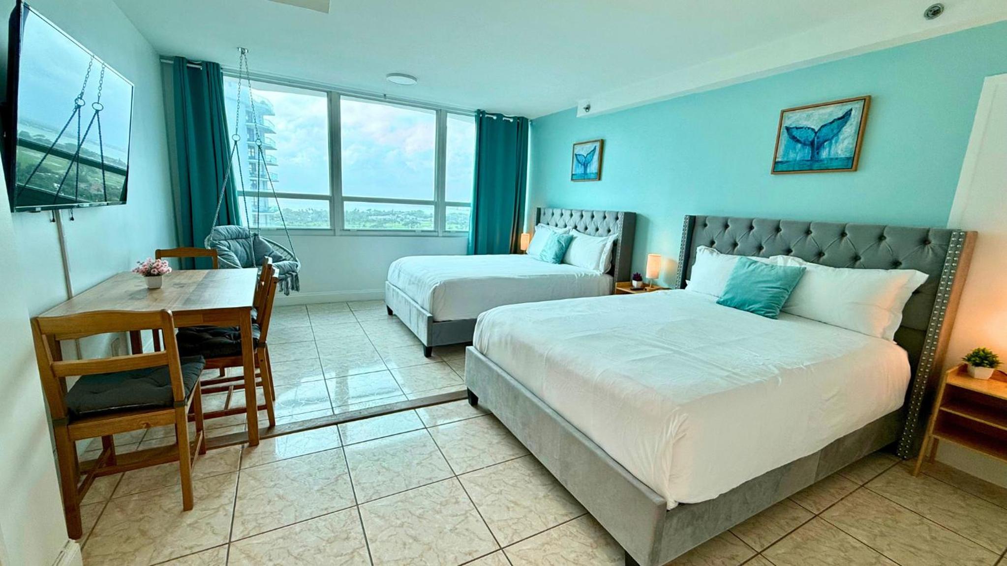 SeaStays-Miami Beach Apartments