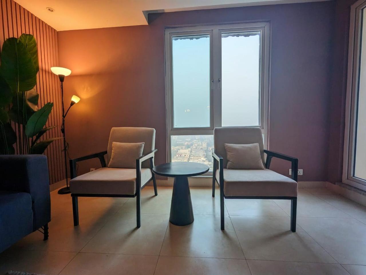 2-Bed Executive Suite - GoldCrest Mall And Residence view 5