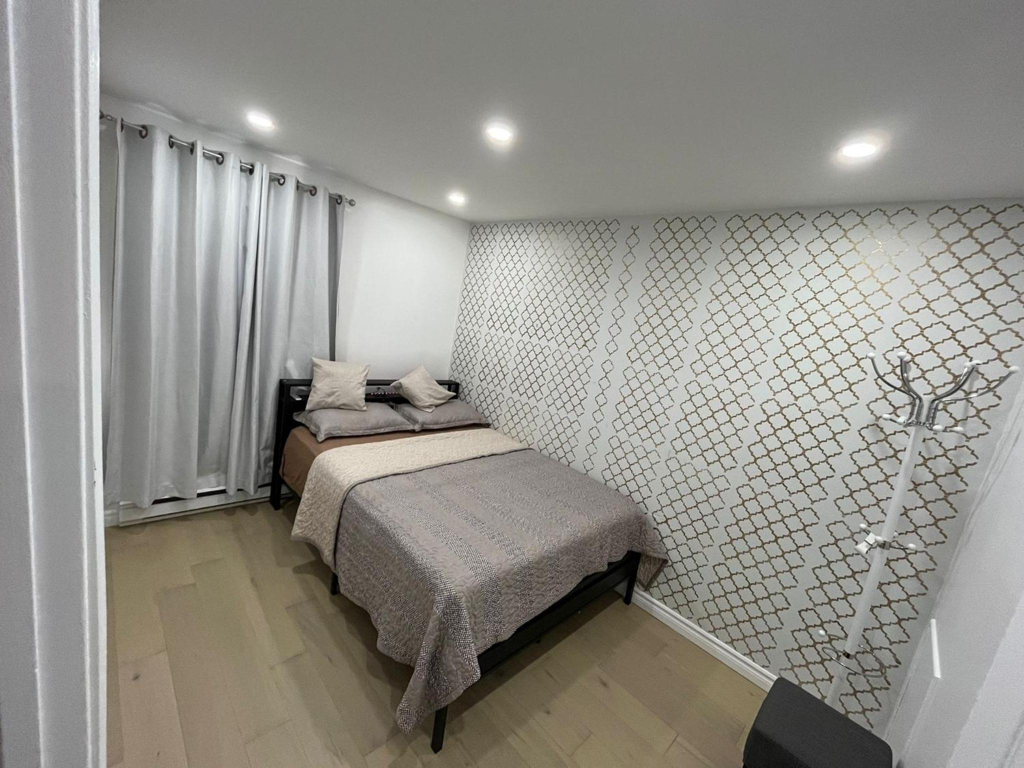 Top Rated Vacation House Montreal Private Parking