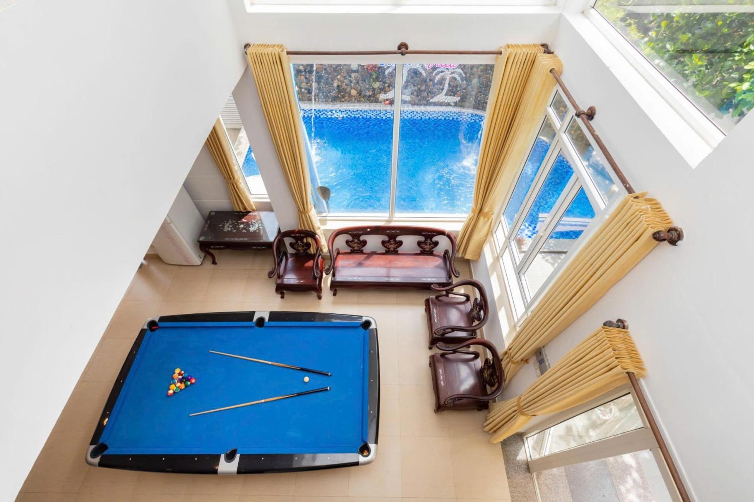Villa Hồ Bơi Thoáng mát TRUNG TÂM CỘT CỜ view 4