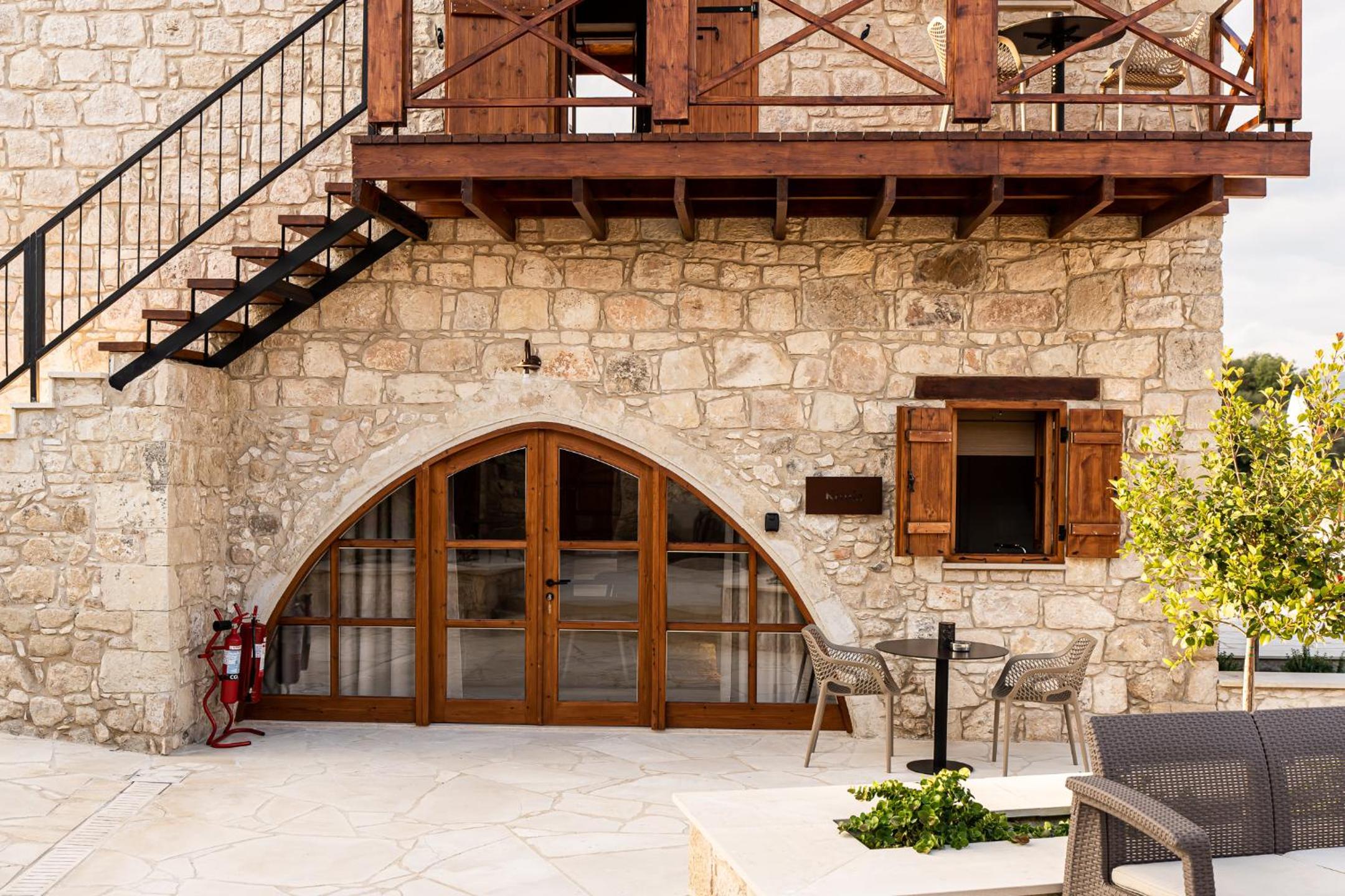 Harma Traditional Boutique Suites