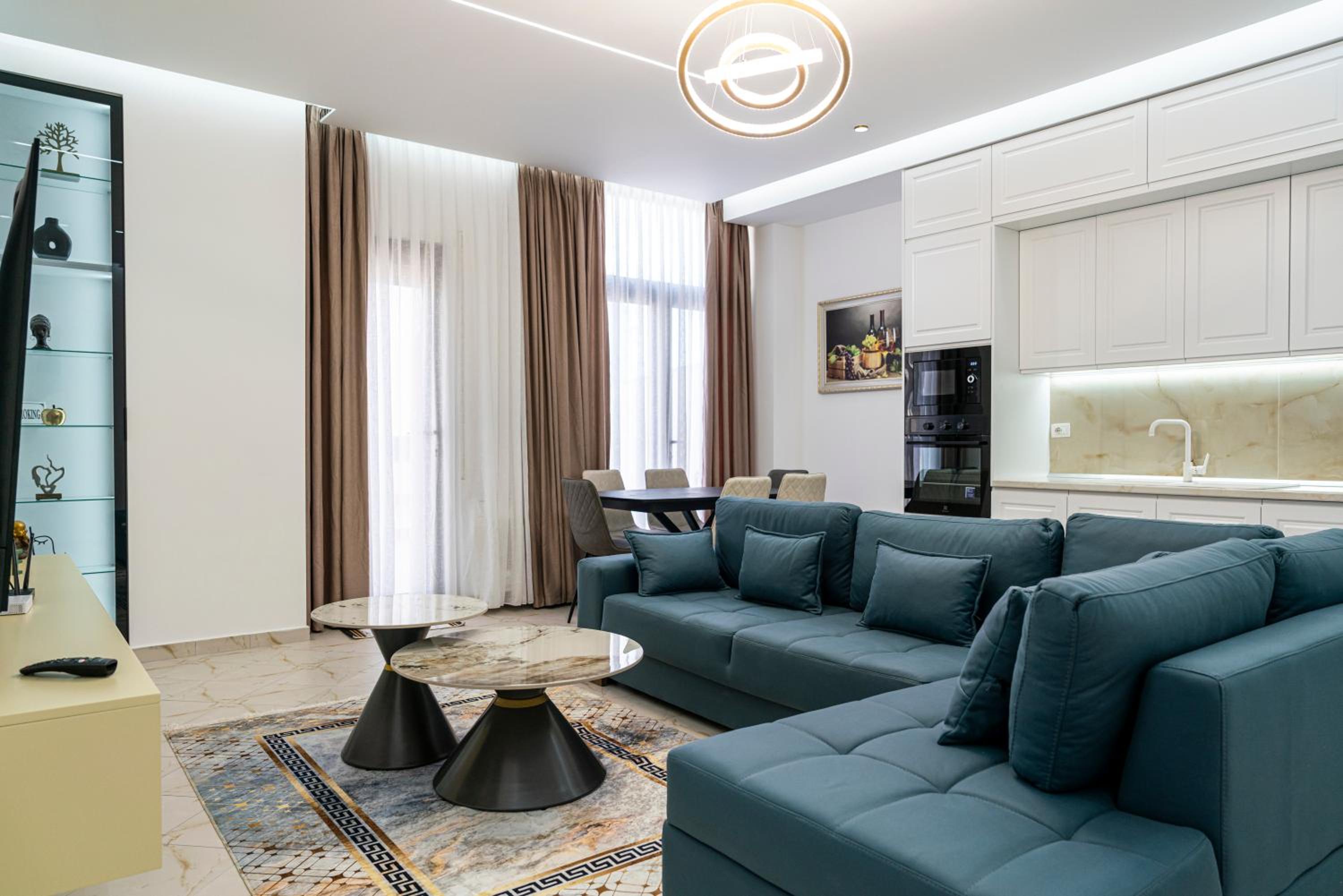 Maria's Apartments by SelectStay
