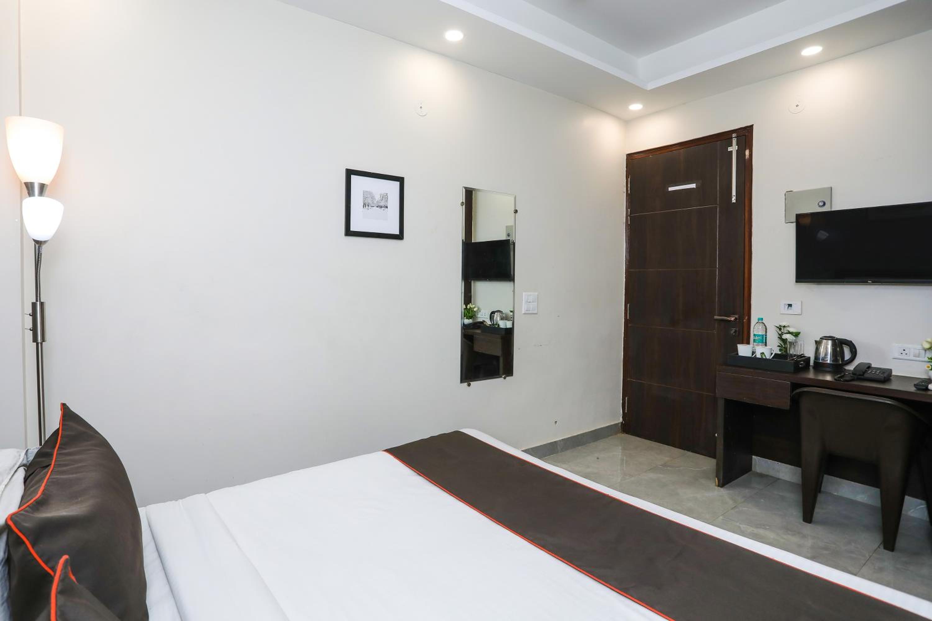 Hotel O The Signature inn