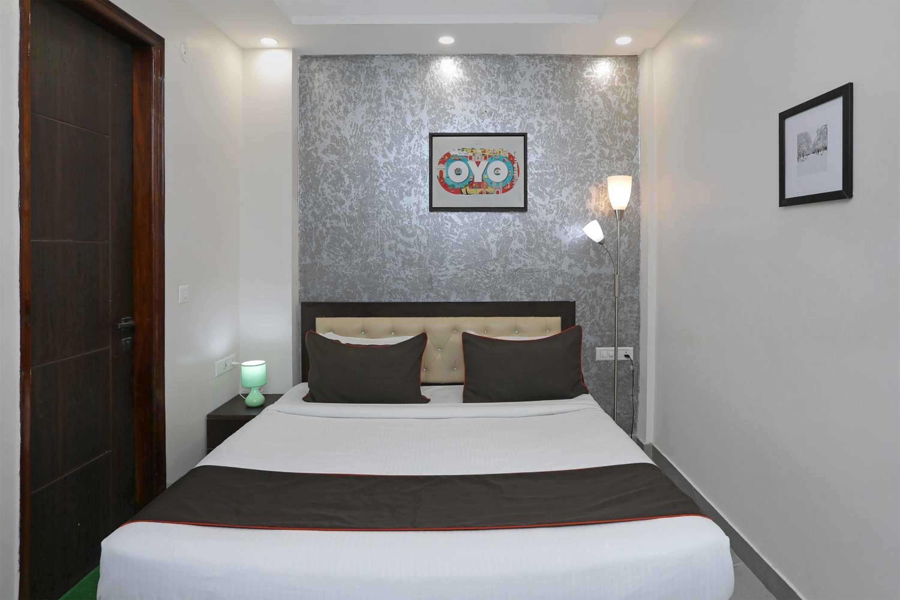 Hotel O The Signature inn