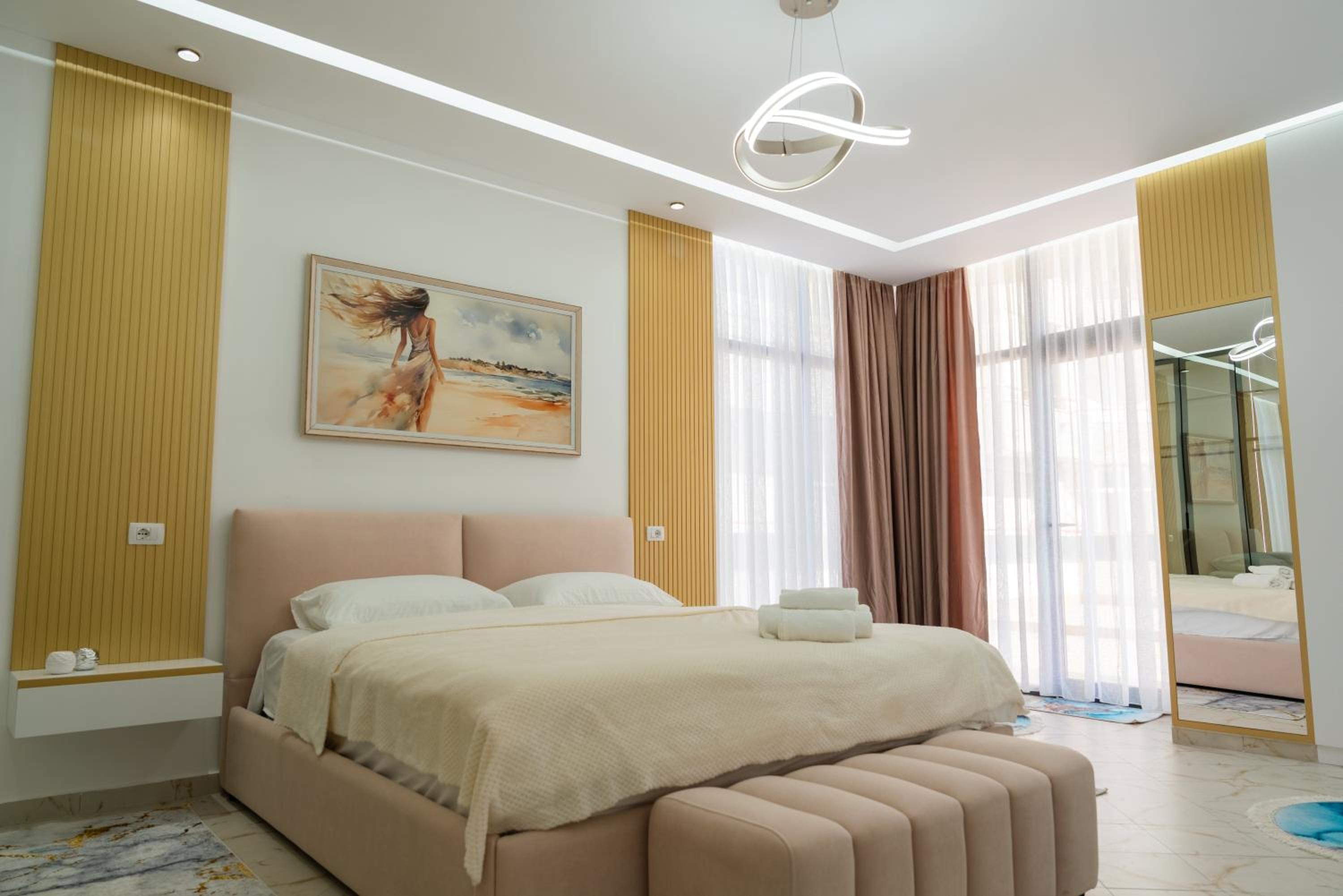 Maria's Apartments by SelectStay
