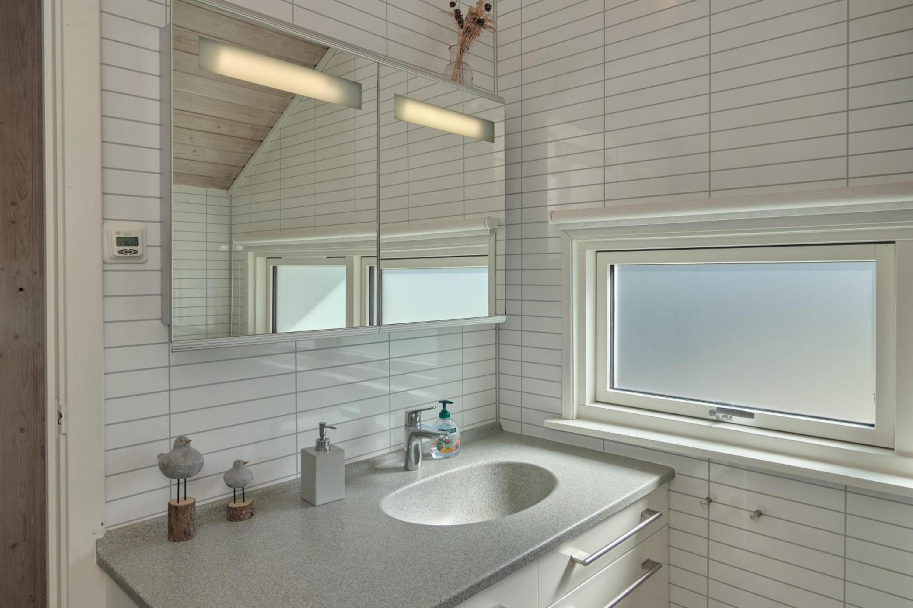 Beautiful Home In Rønde With 3 Bedrooms And Wifi view 2