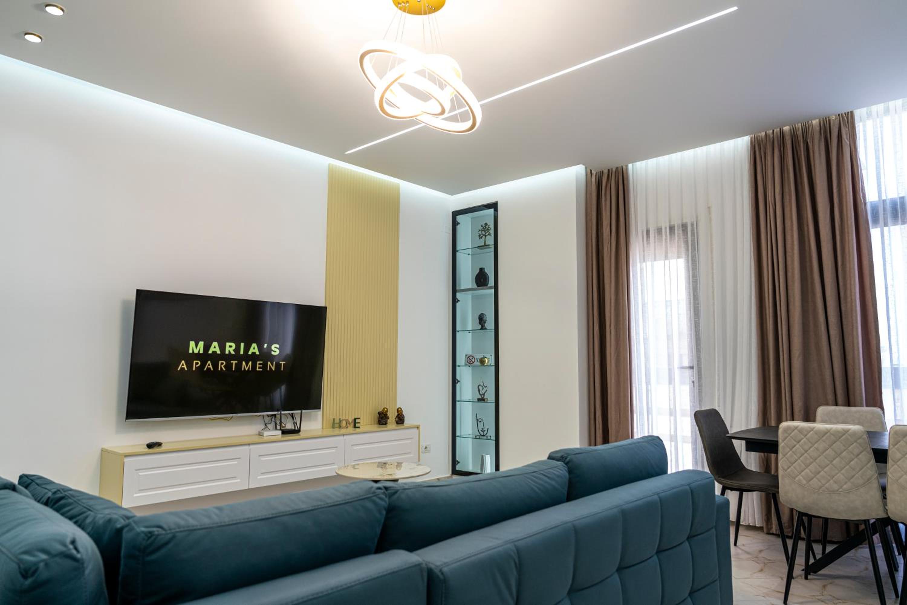 Maria's Apartments by SelectStay