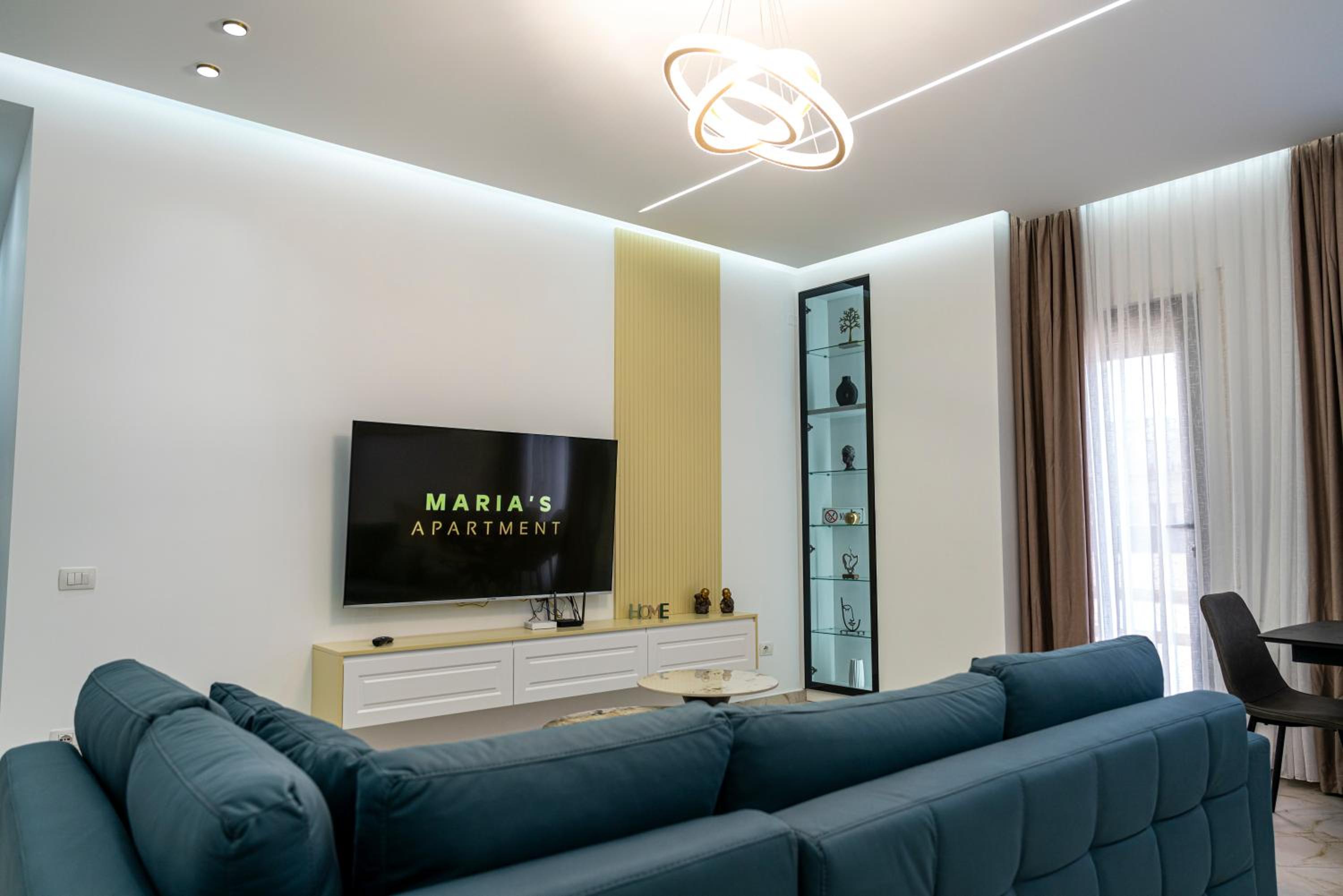 Maria's Apartments by SelectStay