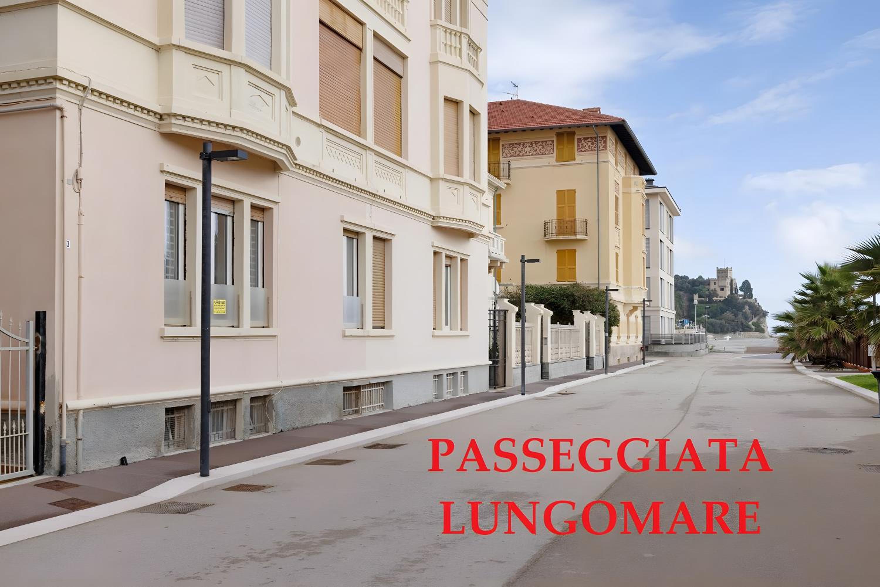 Grande Appartamento Fronte Mare