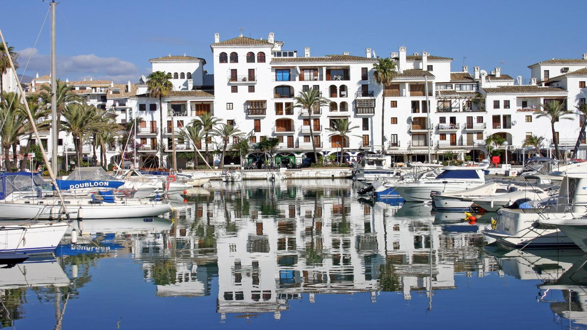 Marina Duquesa 816 view 4