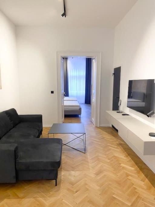 Capitol deLuxe apartment