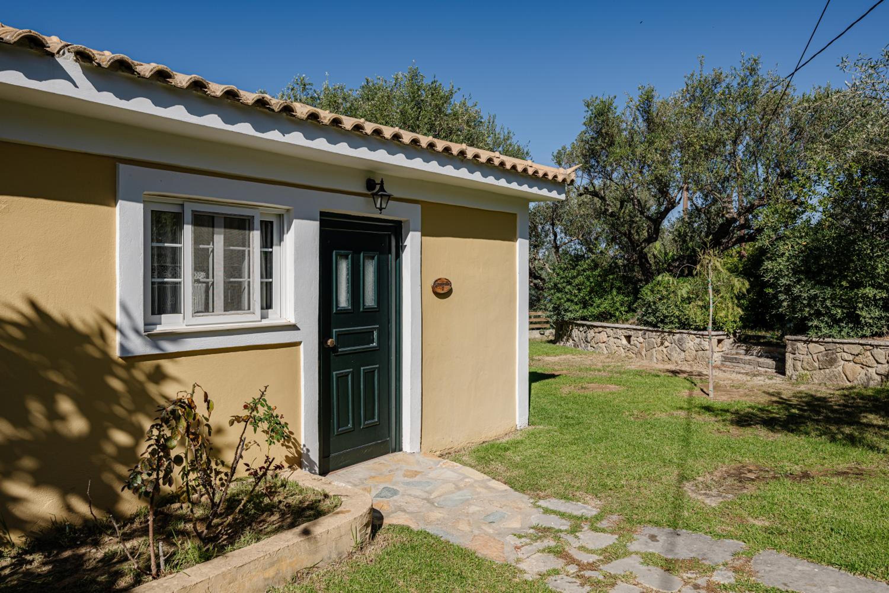 Ilyessa Cottages