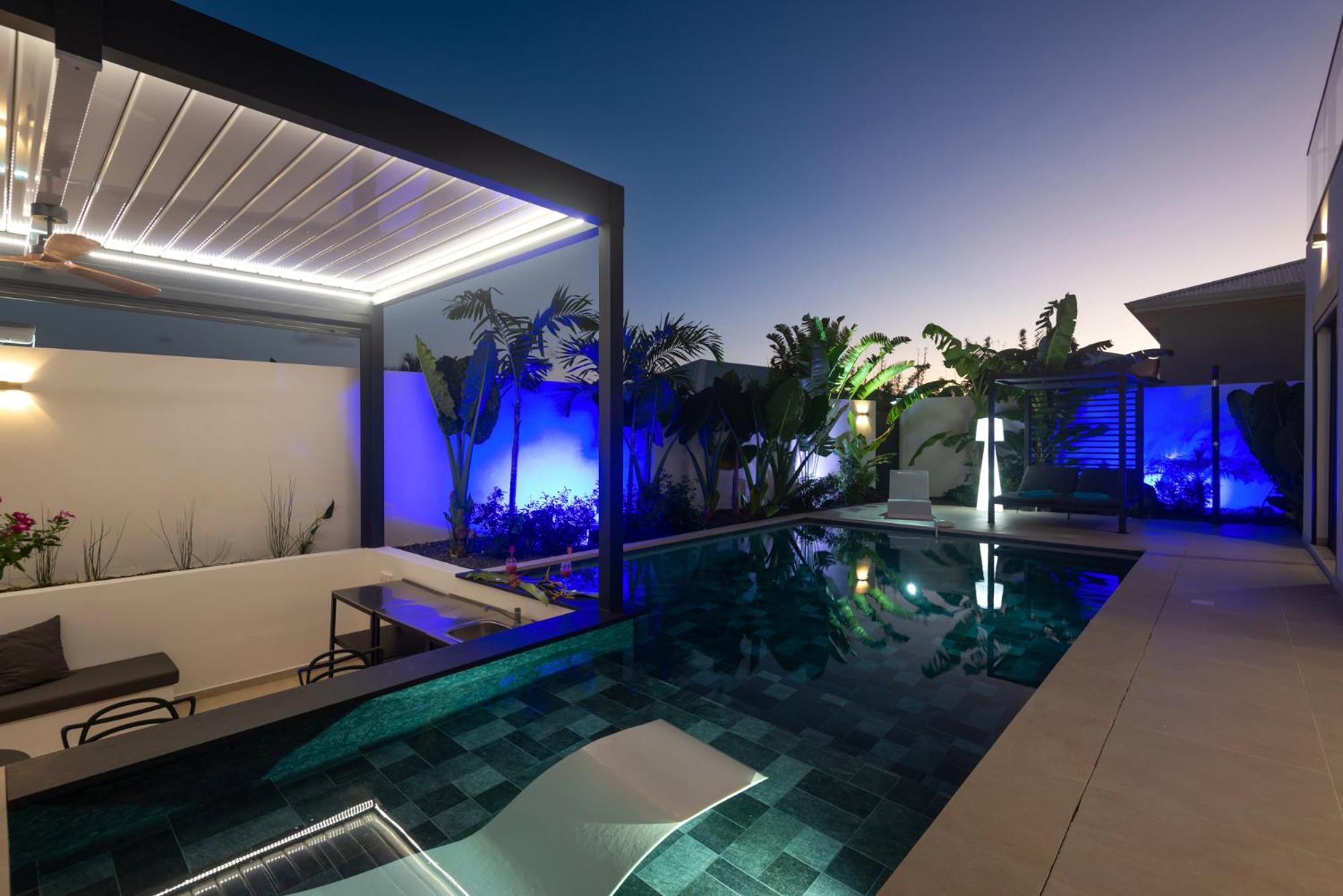 Lagon Paradis - 6 Villas individuelles avec Piscine ou Jacuzzi - Loc Voiture Cabriolet ou SUV view 2