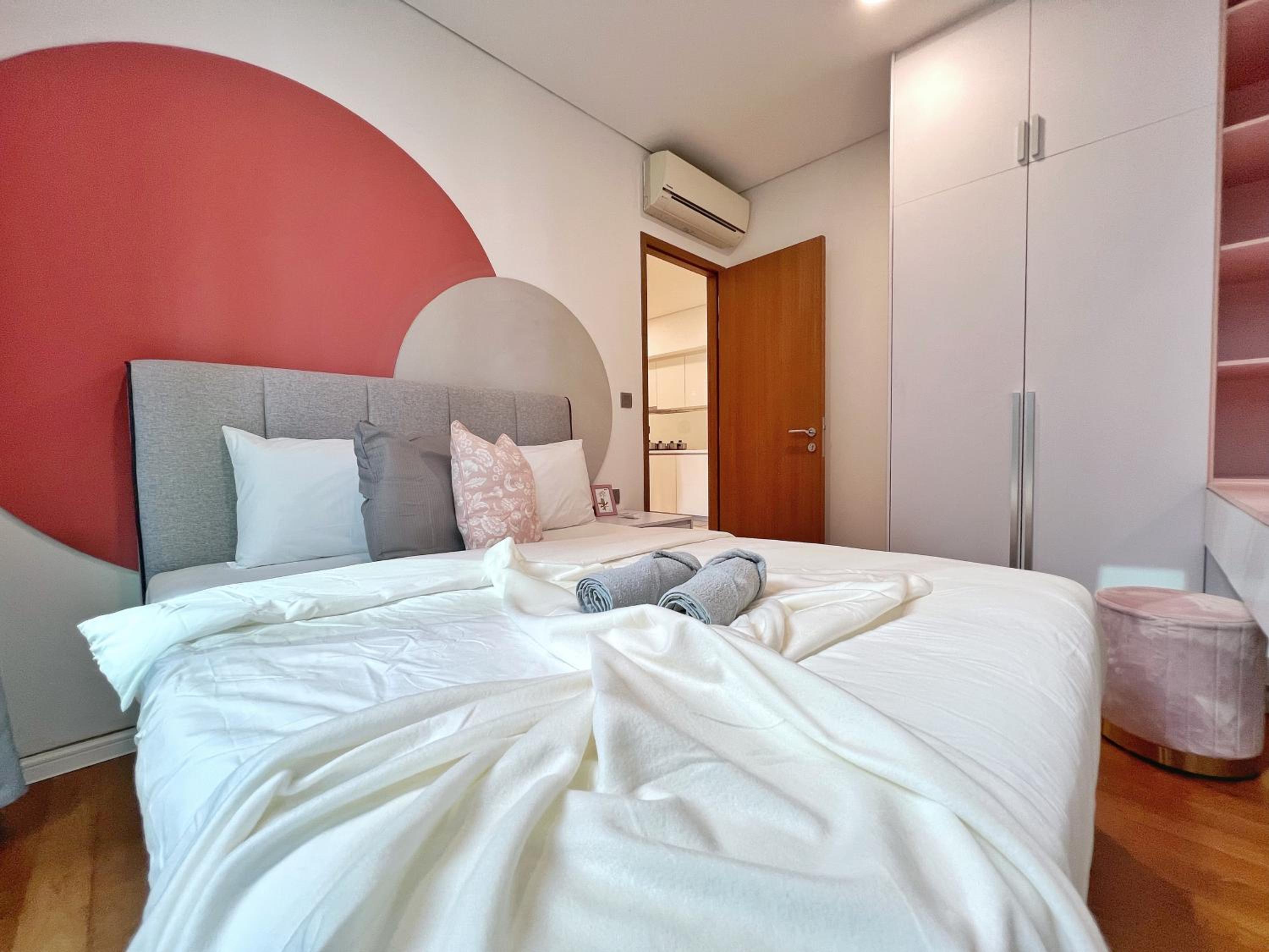 Sky Suites Blush 3BR Suite at KLCC