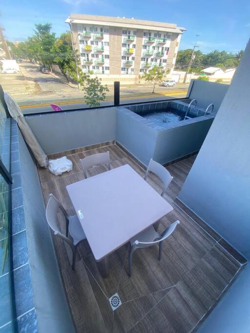 Flat VP 14 no centro com Piscina by La Playa