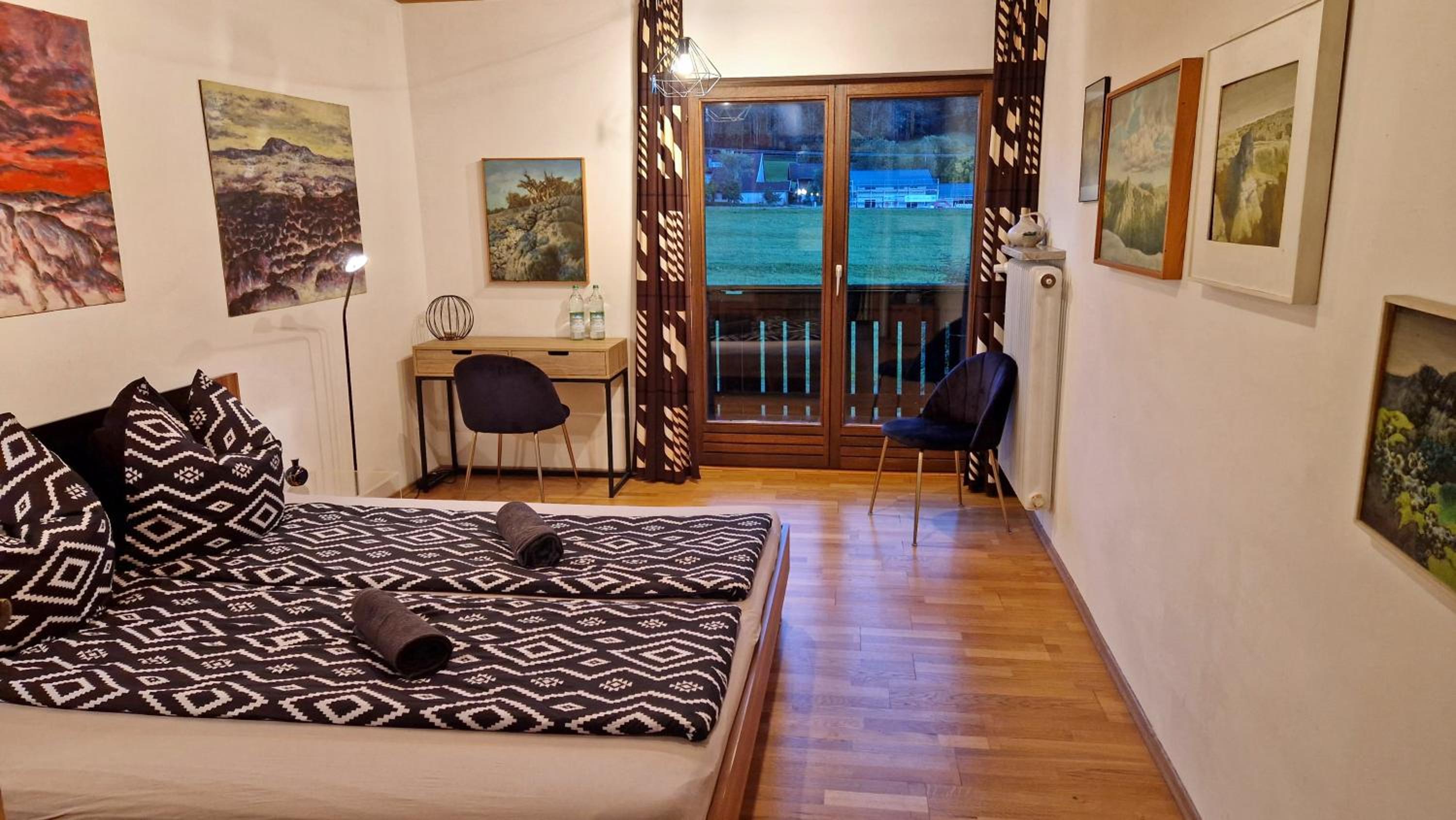 Großes Ferienhaus - Own cottage near Chiemsee