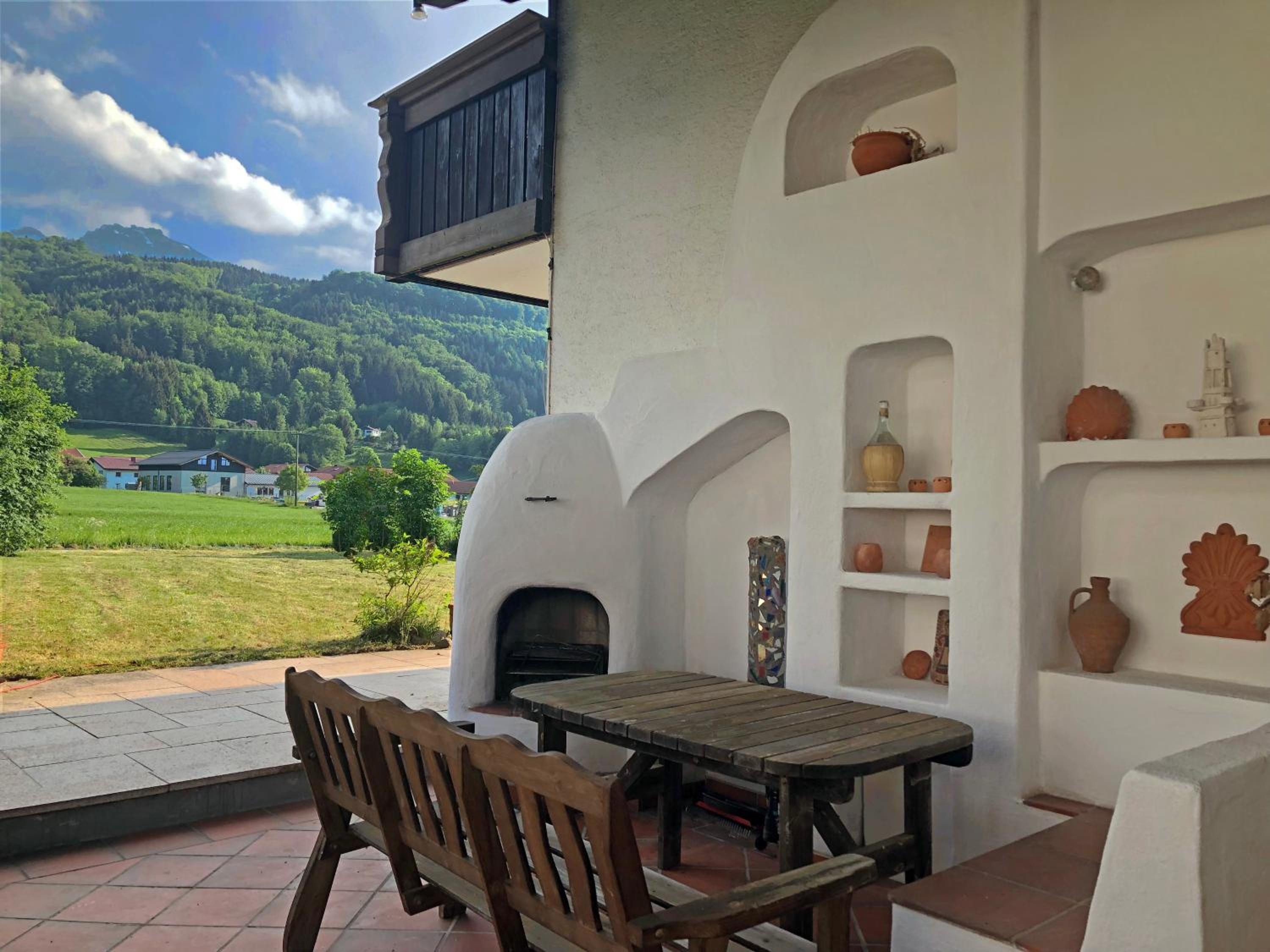 Großes Ferienhaus - Own cottage near Chiemsee