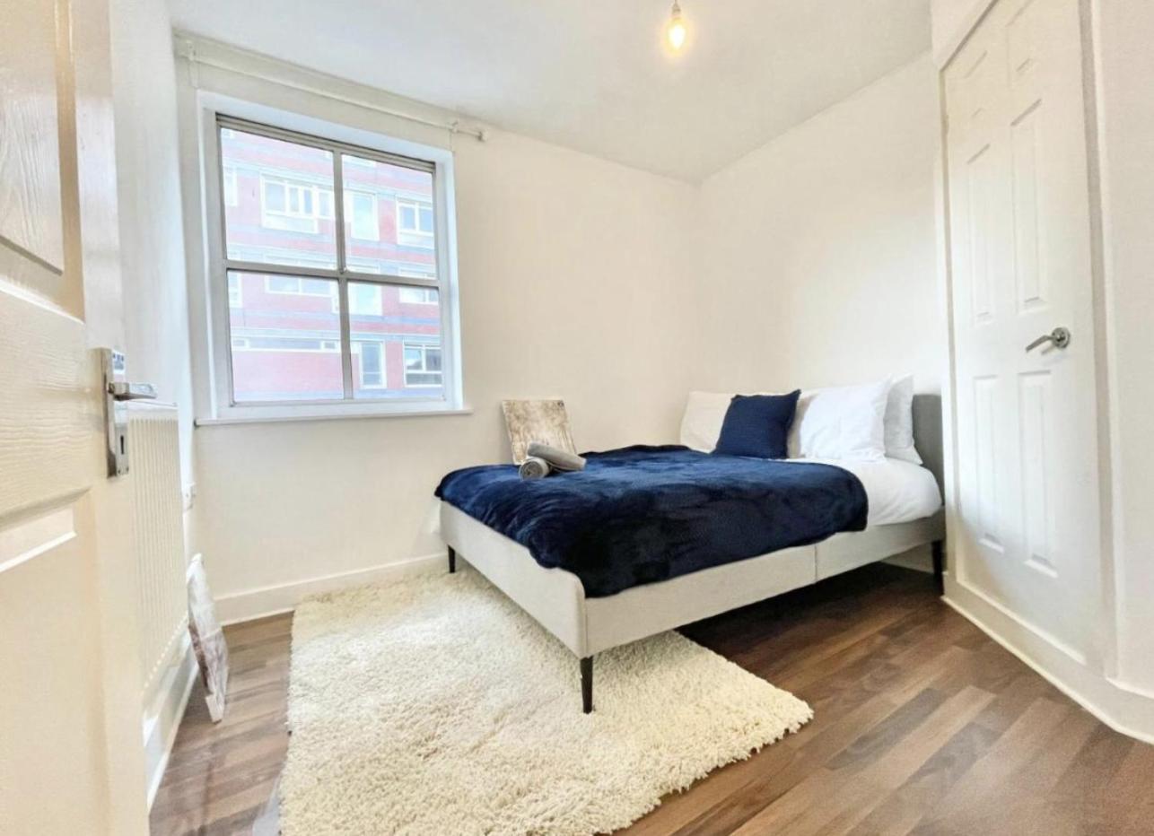 Southampton Vacations - Charming 2-Bed Flat Sleep 4- Great for families and contractors! - Property Image 5