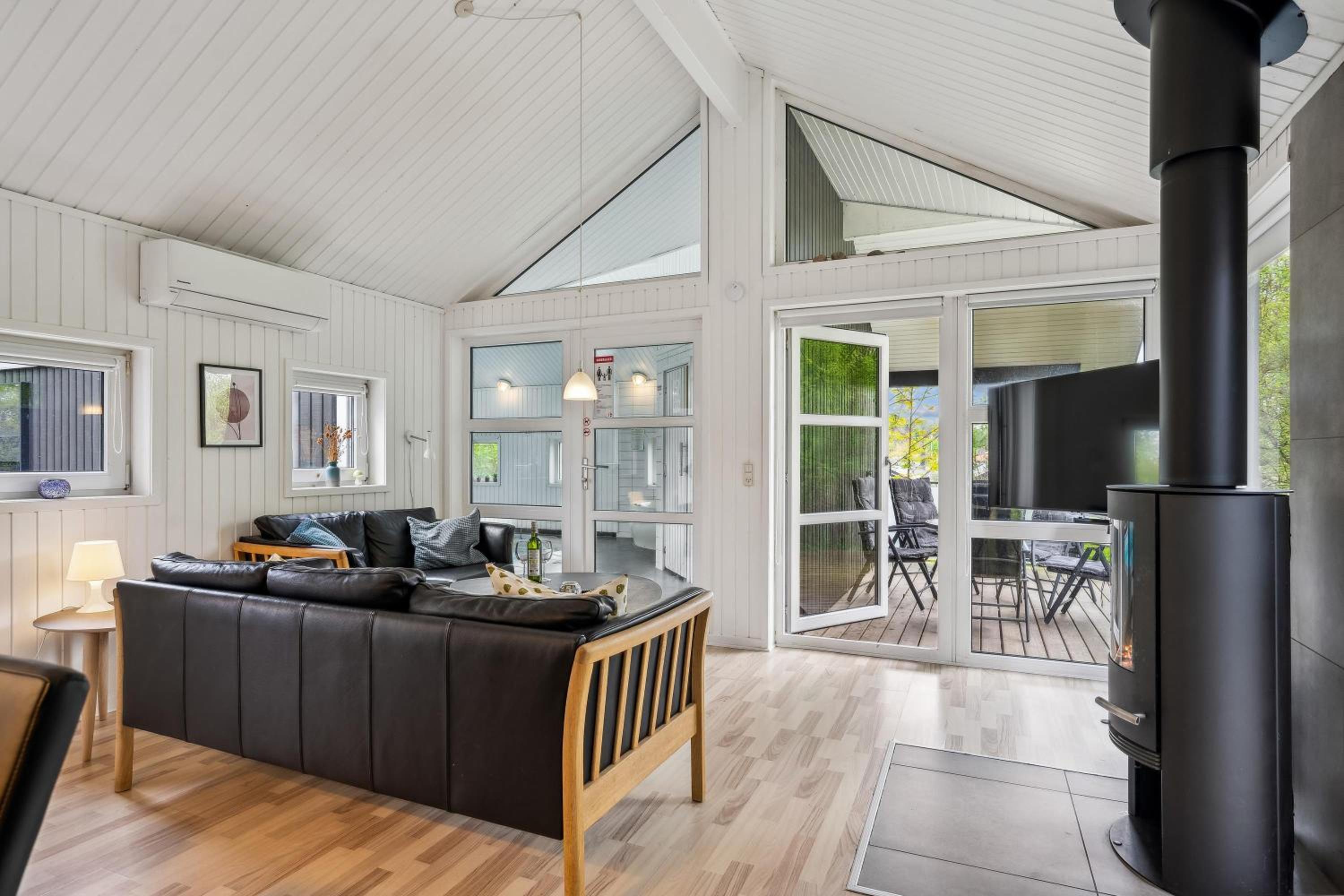 Nice Home In Ebeltoft With 3 Bedrooms, Sauna And Internet view 4