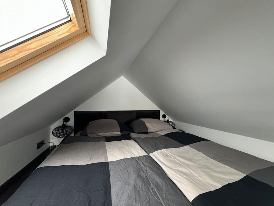 Tiny Ferienhaus Oskar 100m Entfernt zum See Strand