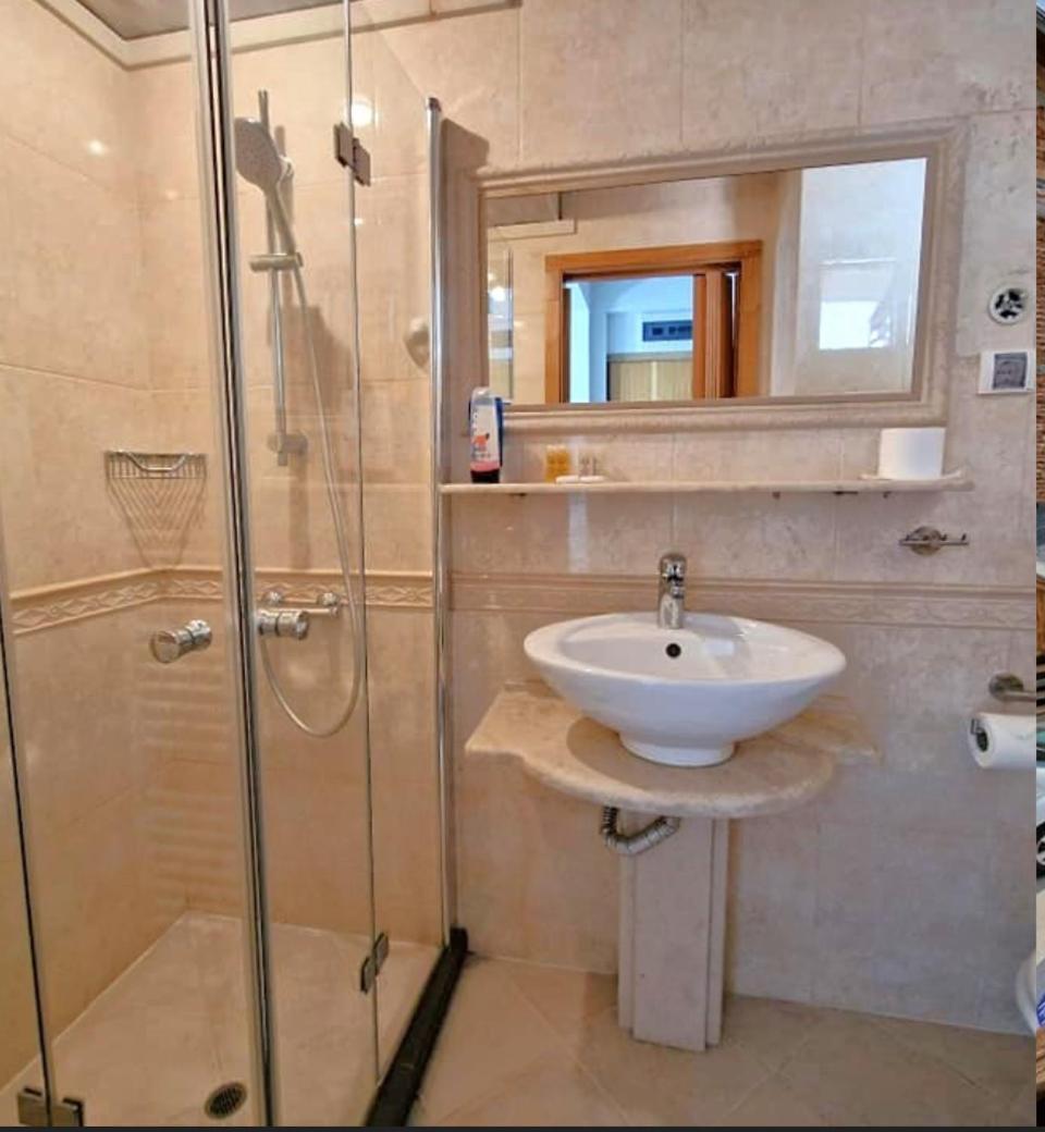 Luxury Studio1 in Hotel Friends SPA