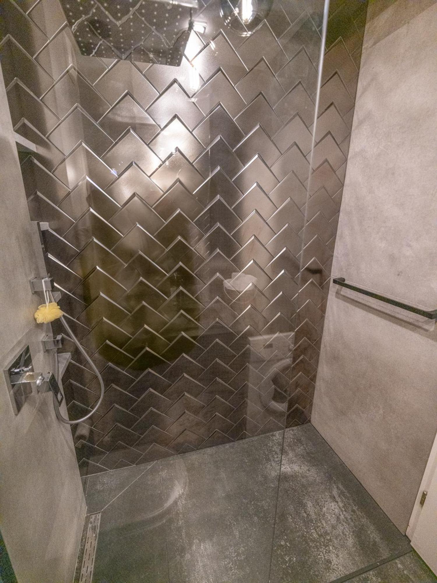 Chic Riverview Apartment, photo 4