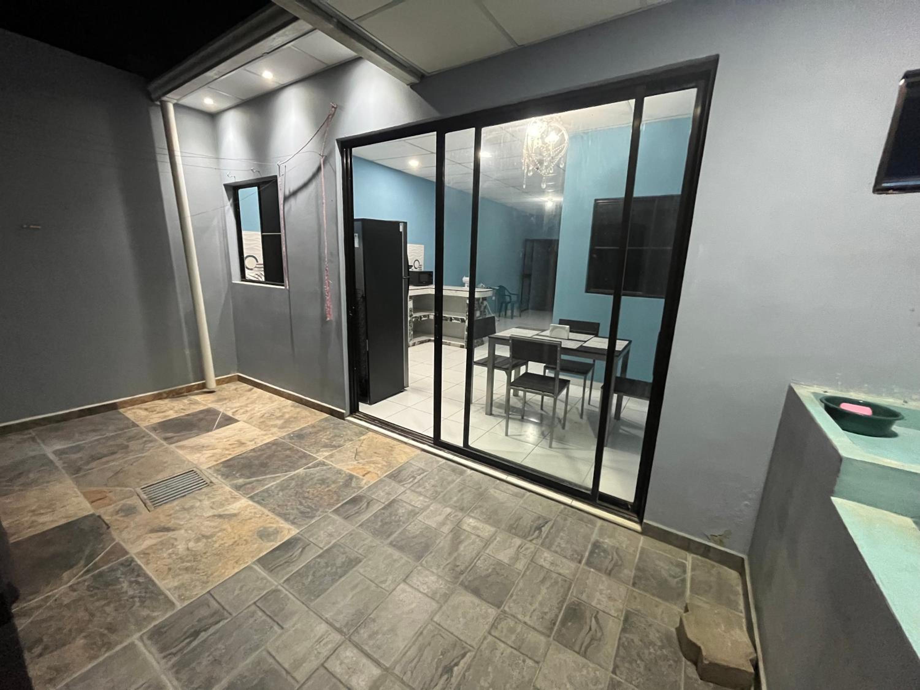 Casa en Nueva Metropolis con aire en toda la casa