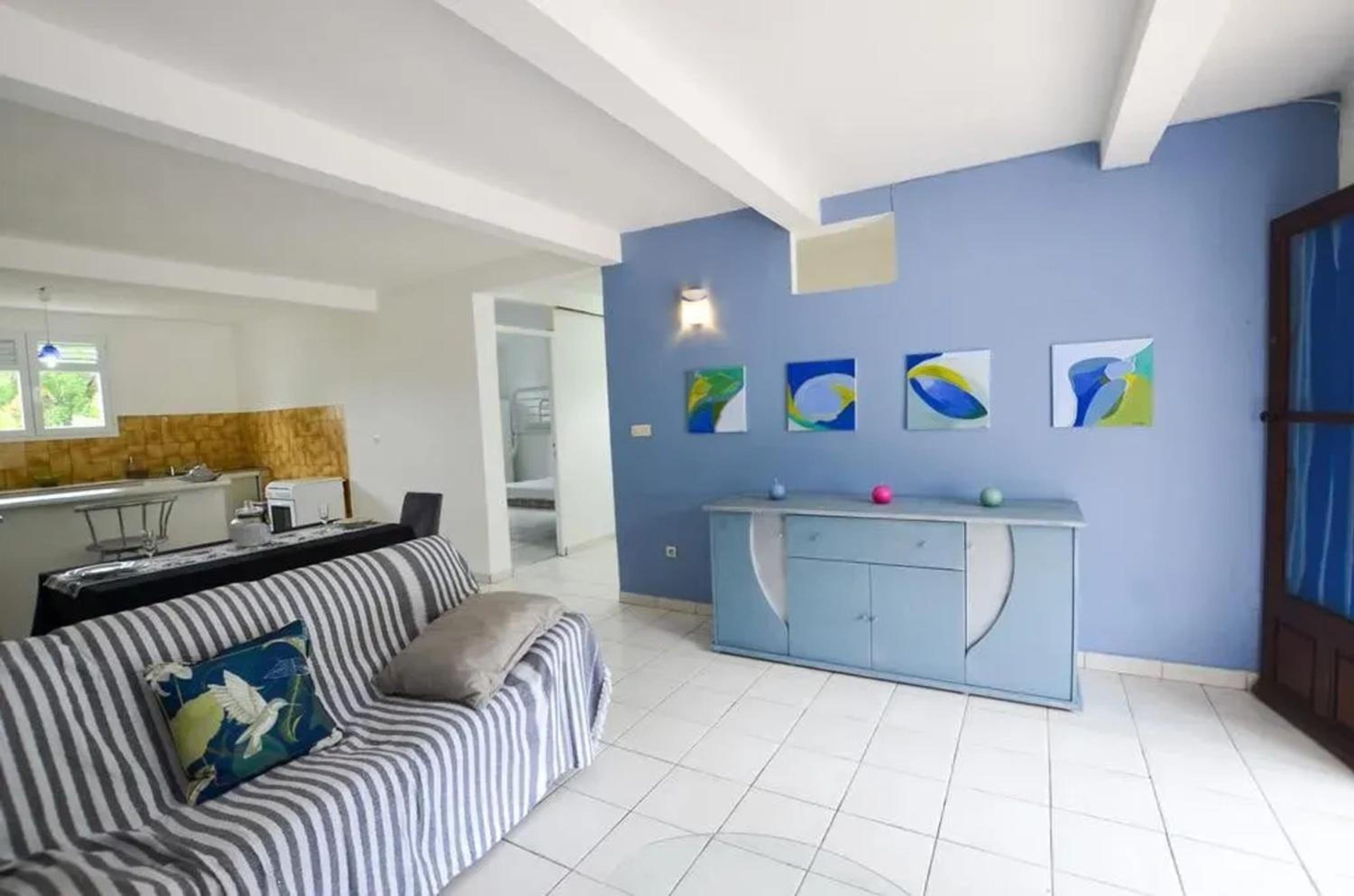 Appartement familial avec piscine a Riviere Pilote 92 m² view 2