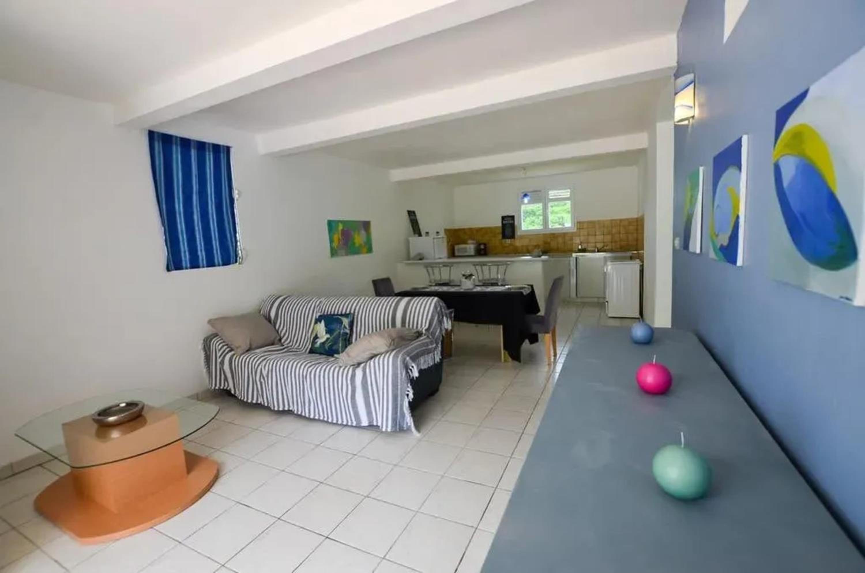 Appartement familial avec piscine a Riviere Pilote 92 m² view 3
