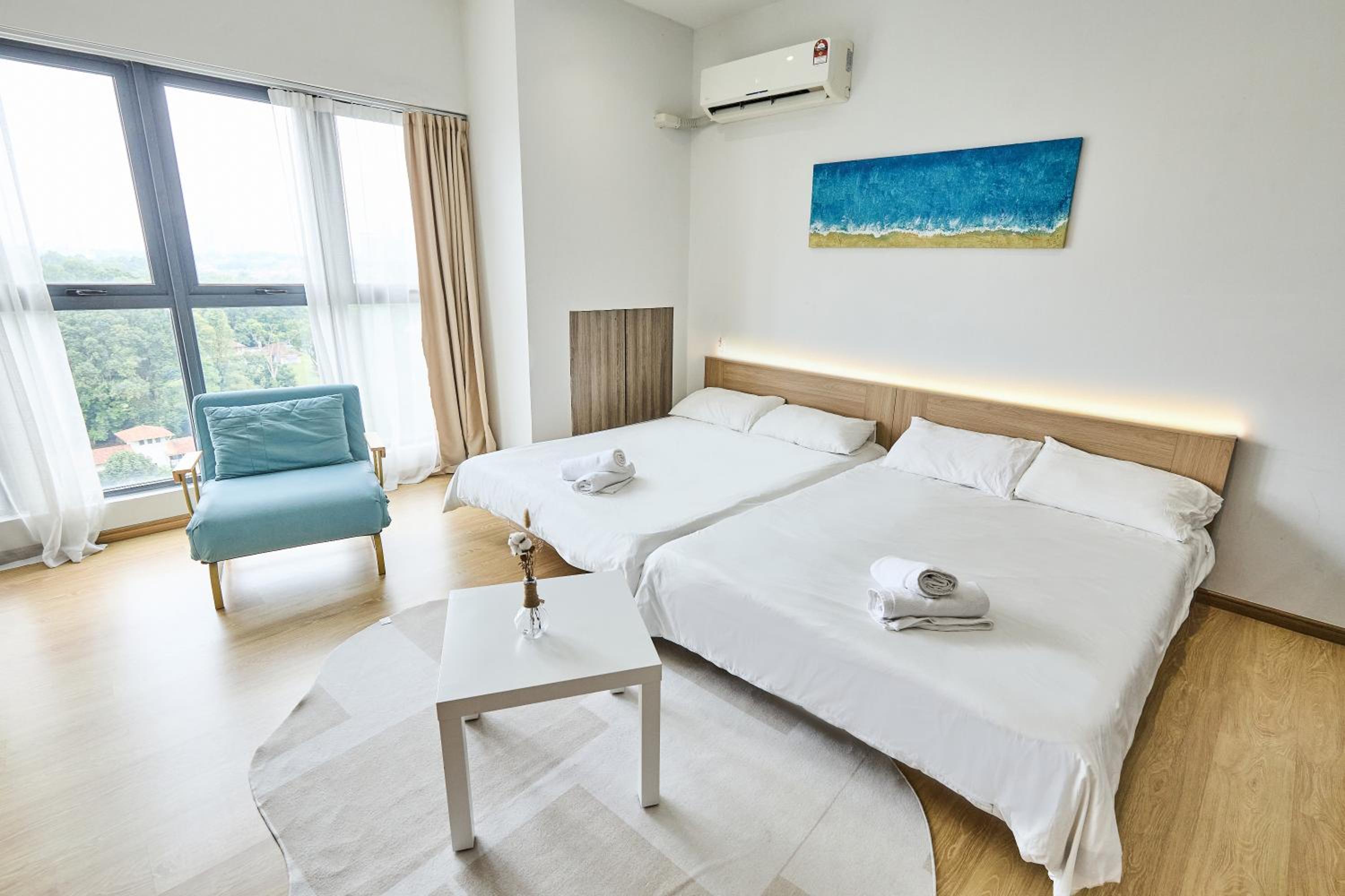 Danga Bay suite by JustHome 5pax
