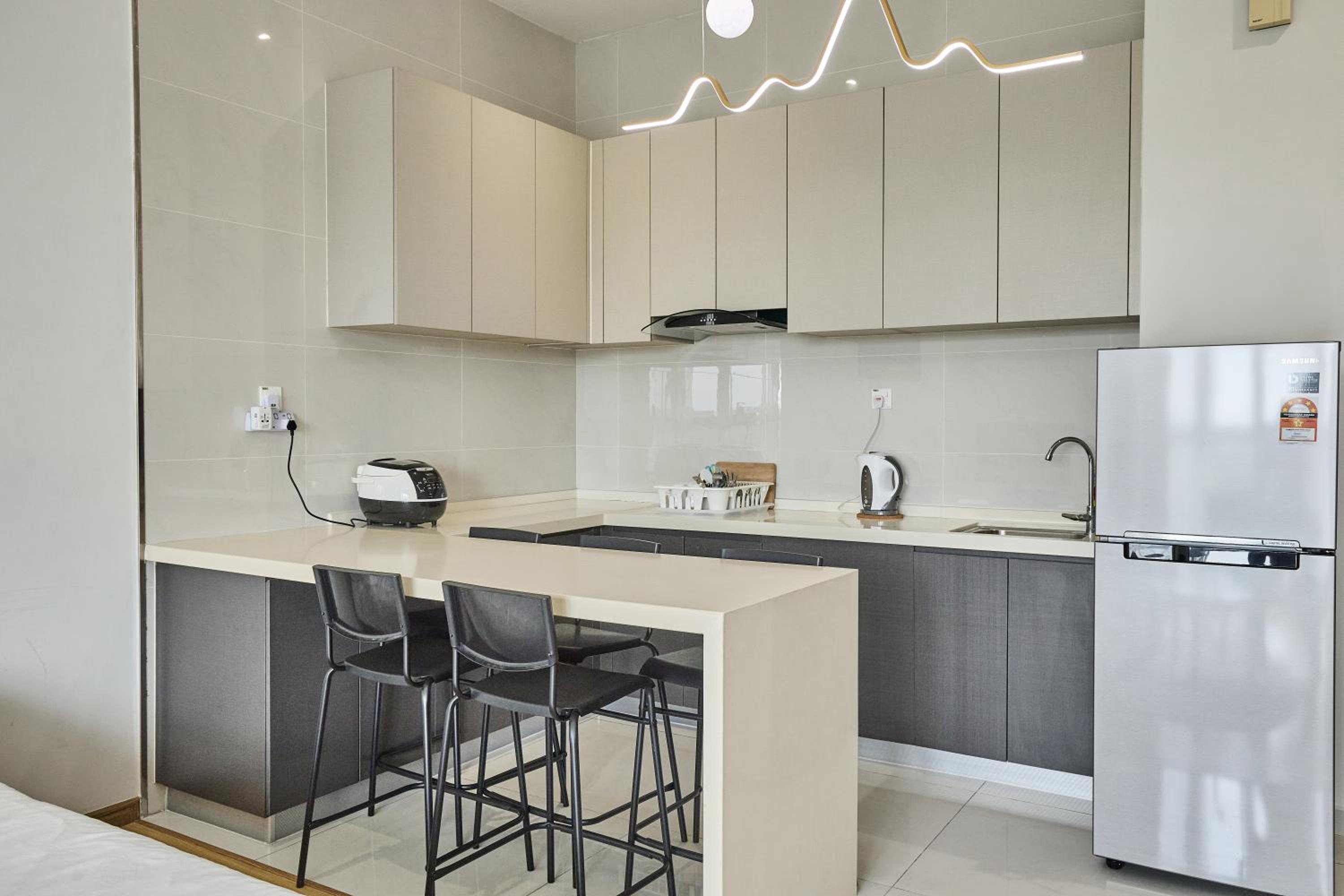 Danga Bay suite by JustHome 5pax