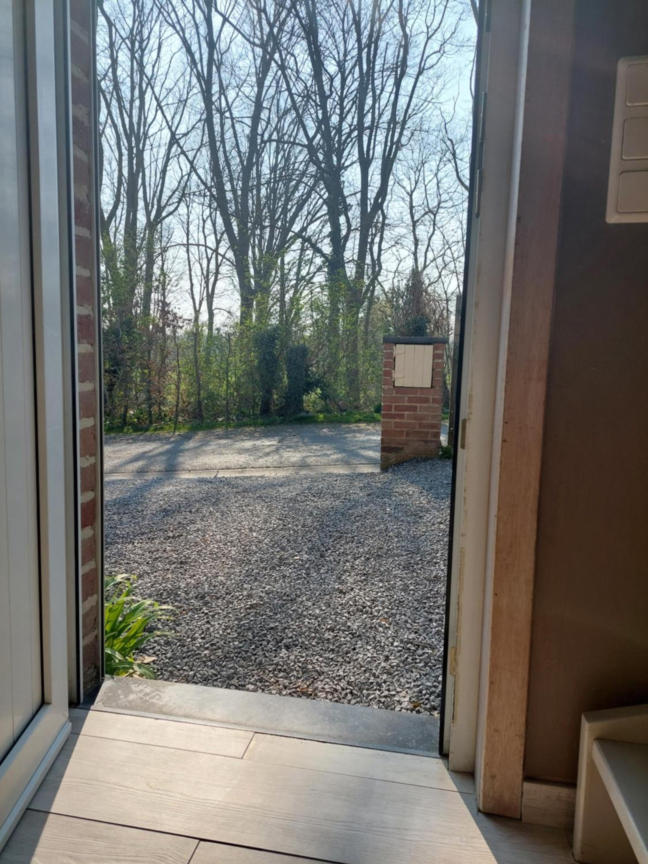 Une chambre privée au sein d'une villa à la campagne