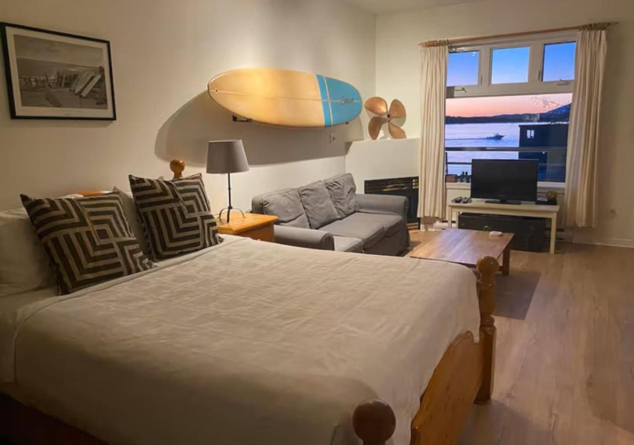 Wave Haven Waterfront Condo