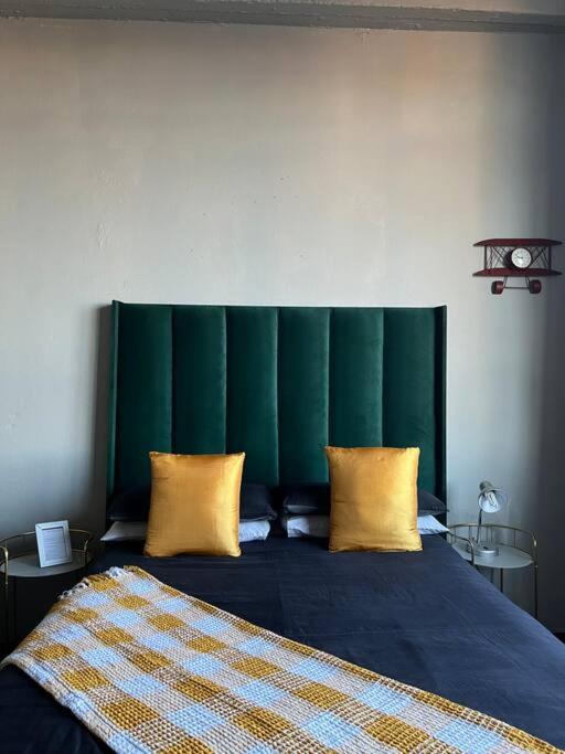 Homely and Warm unit