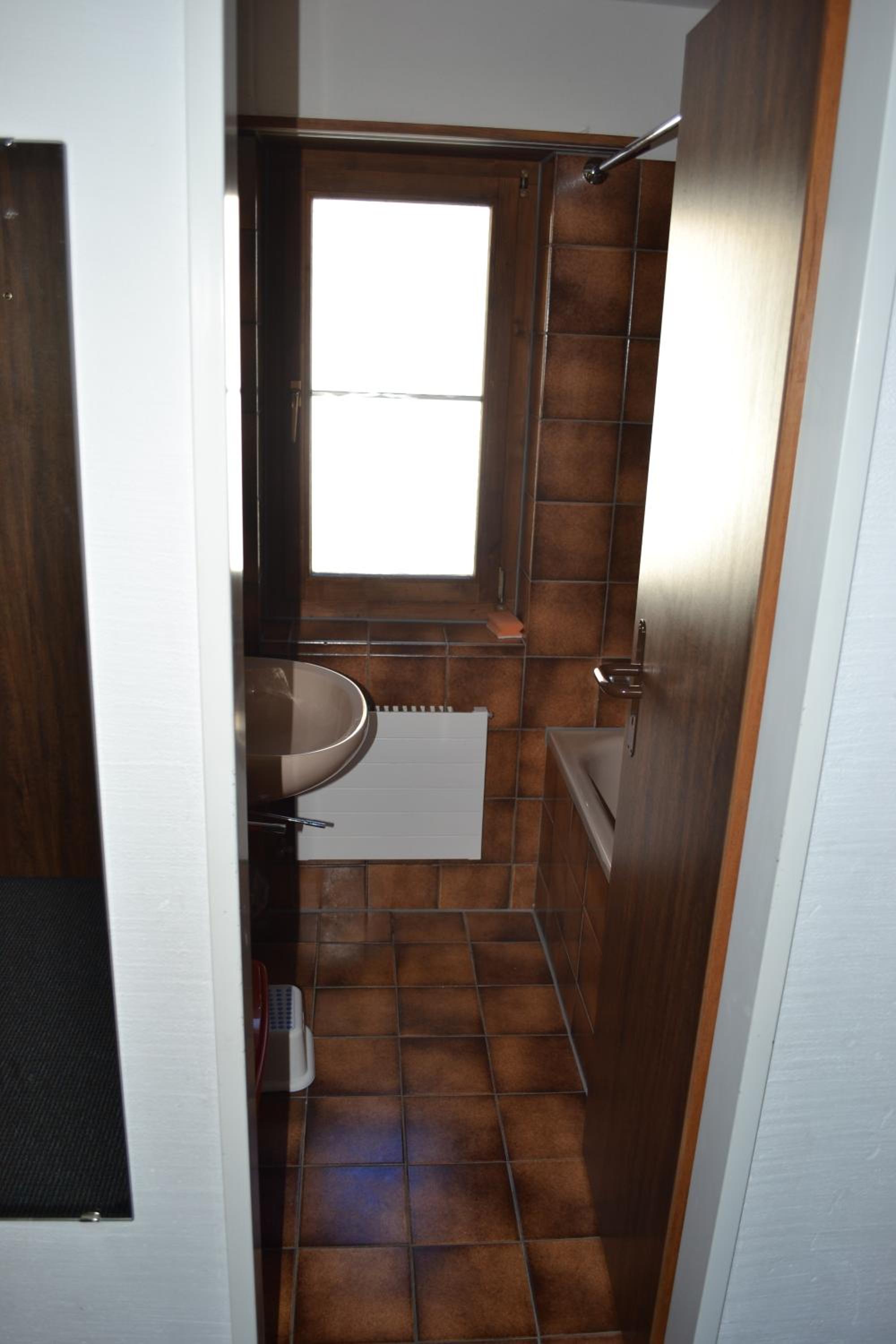 Photo 32